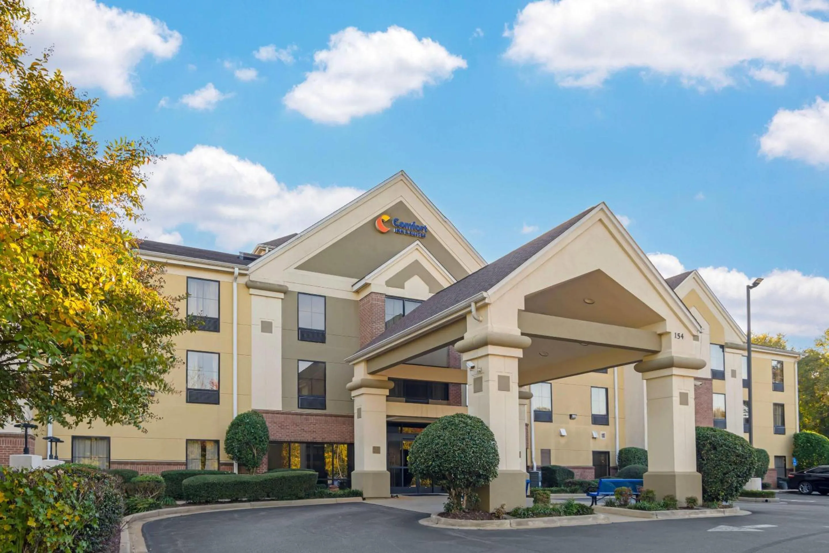 Property building in Comfort Inn & Suites Spartanburg North