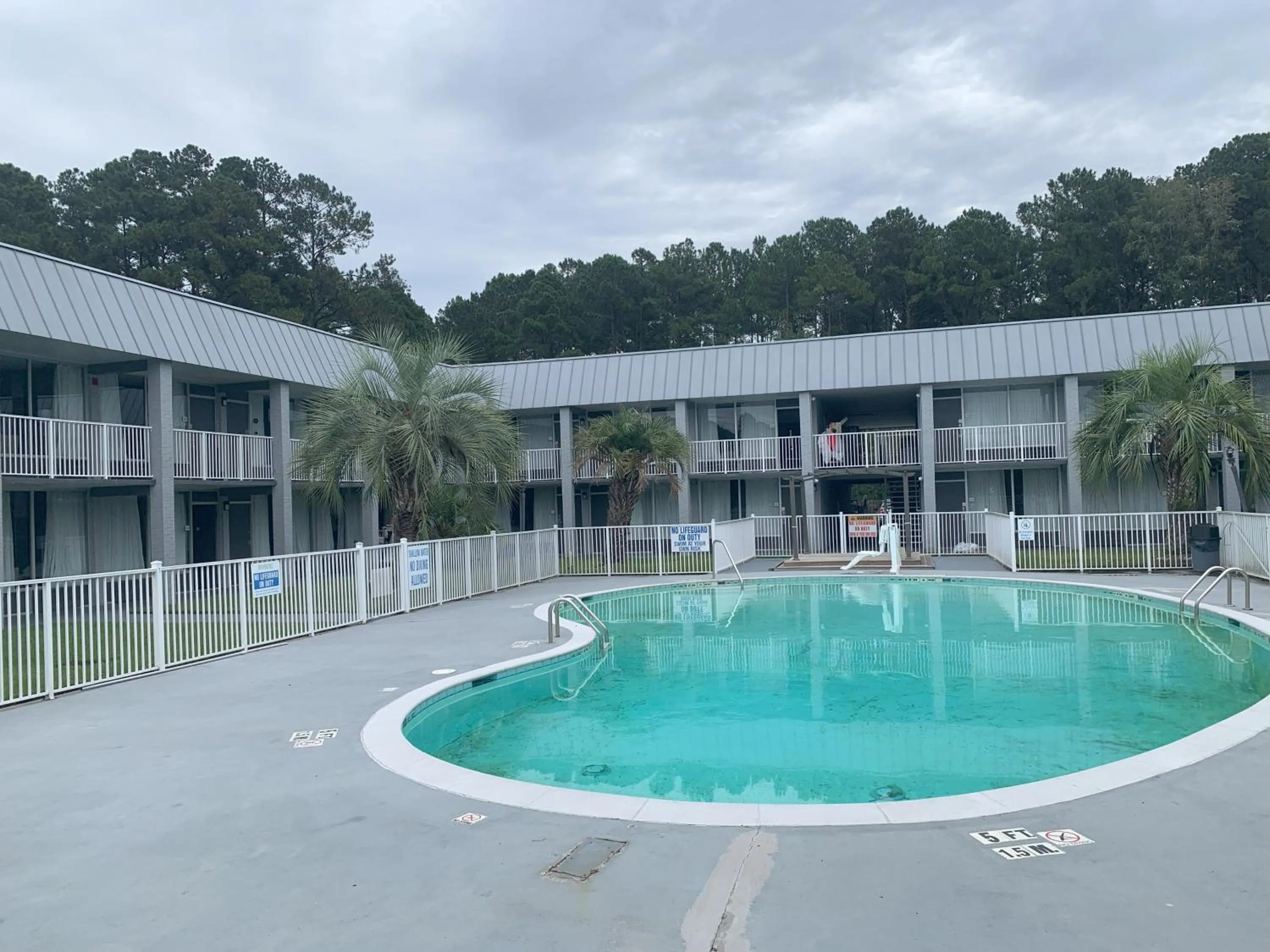Pool view in Quality Inn & Suites Hardeeville - Savannah North