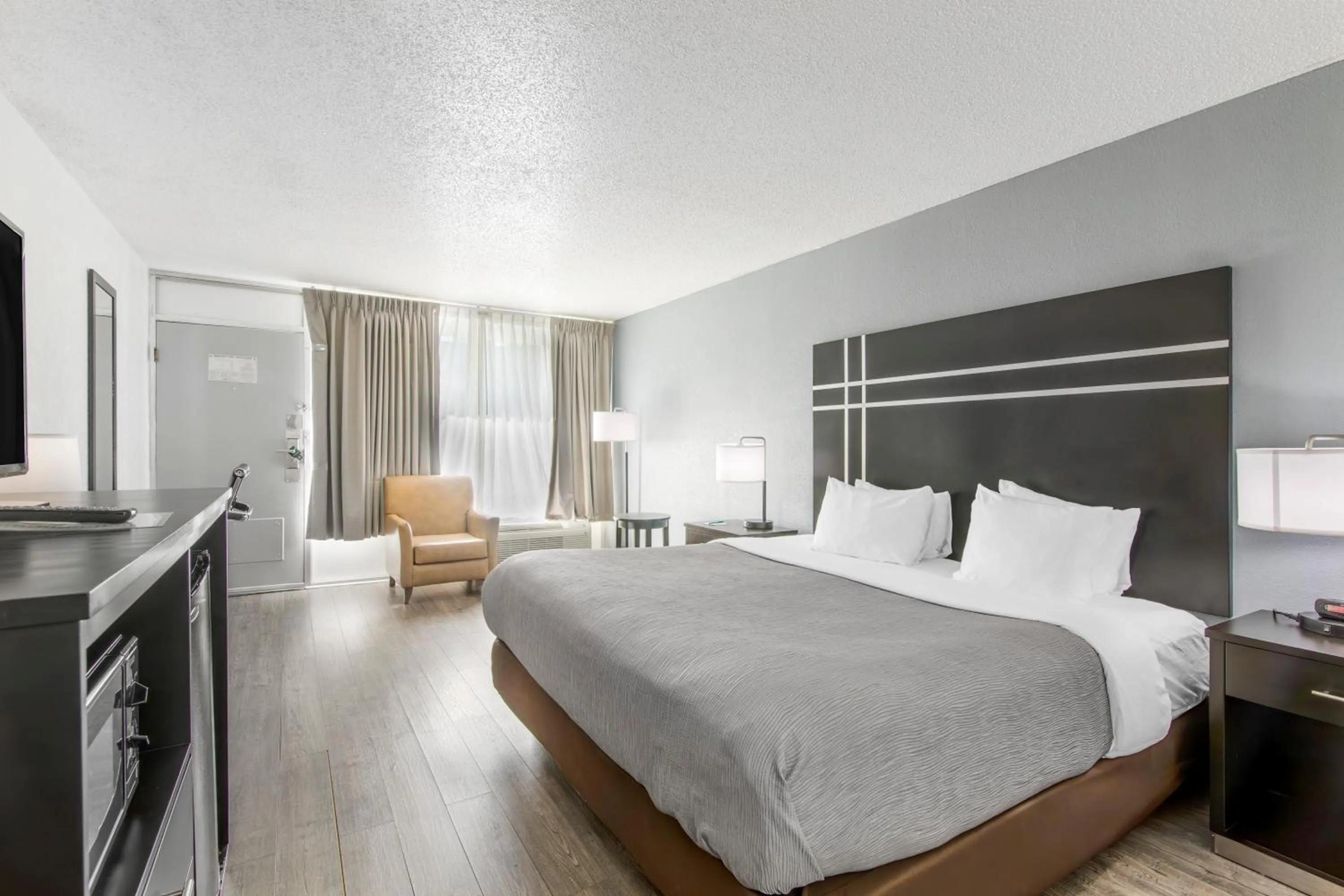 Bedroom, Bed in Quality Inn & Suites Hardeeville - Savannah North