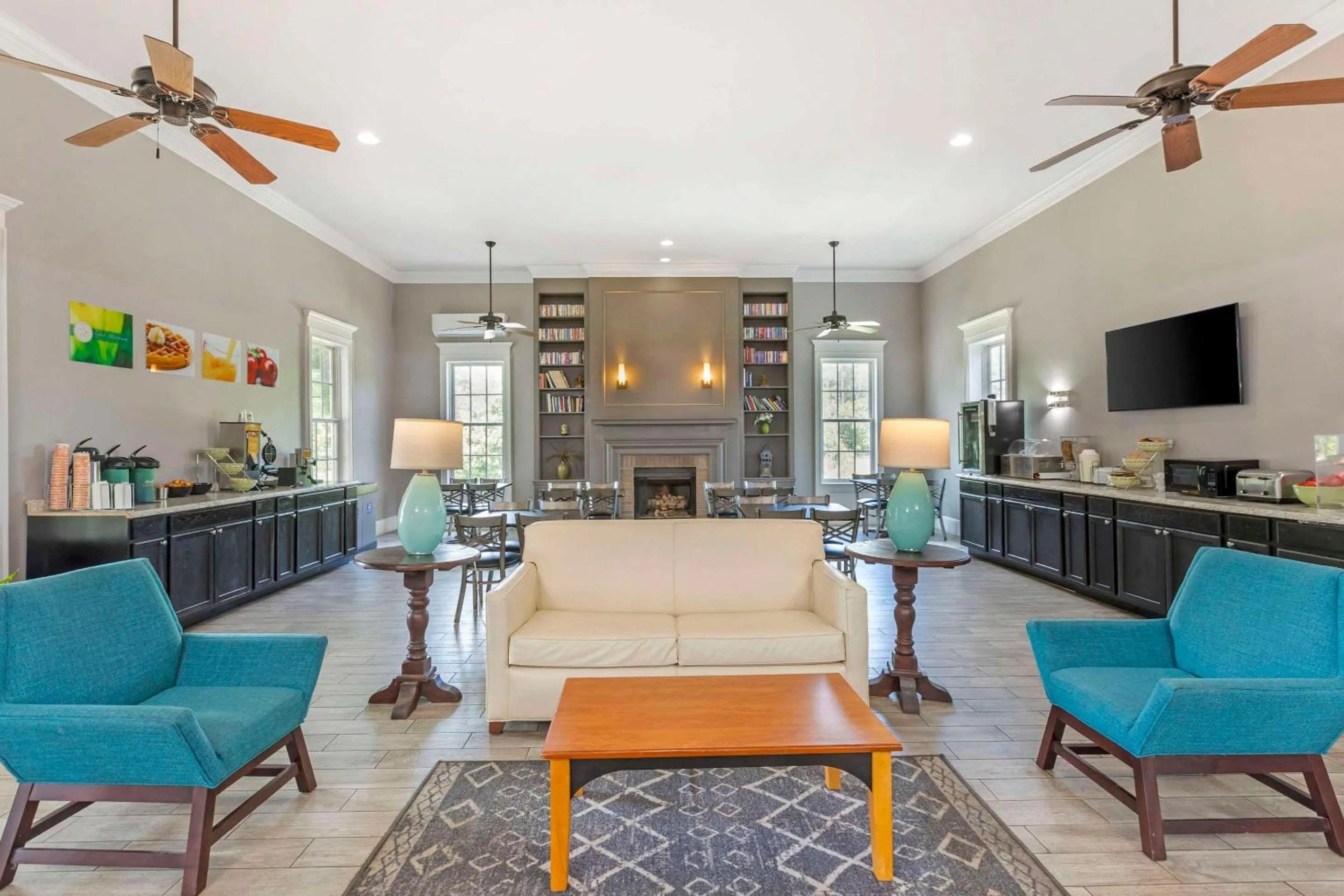 Lobby or reception in Quality Inn & Suites Santee I-95