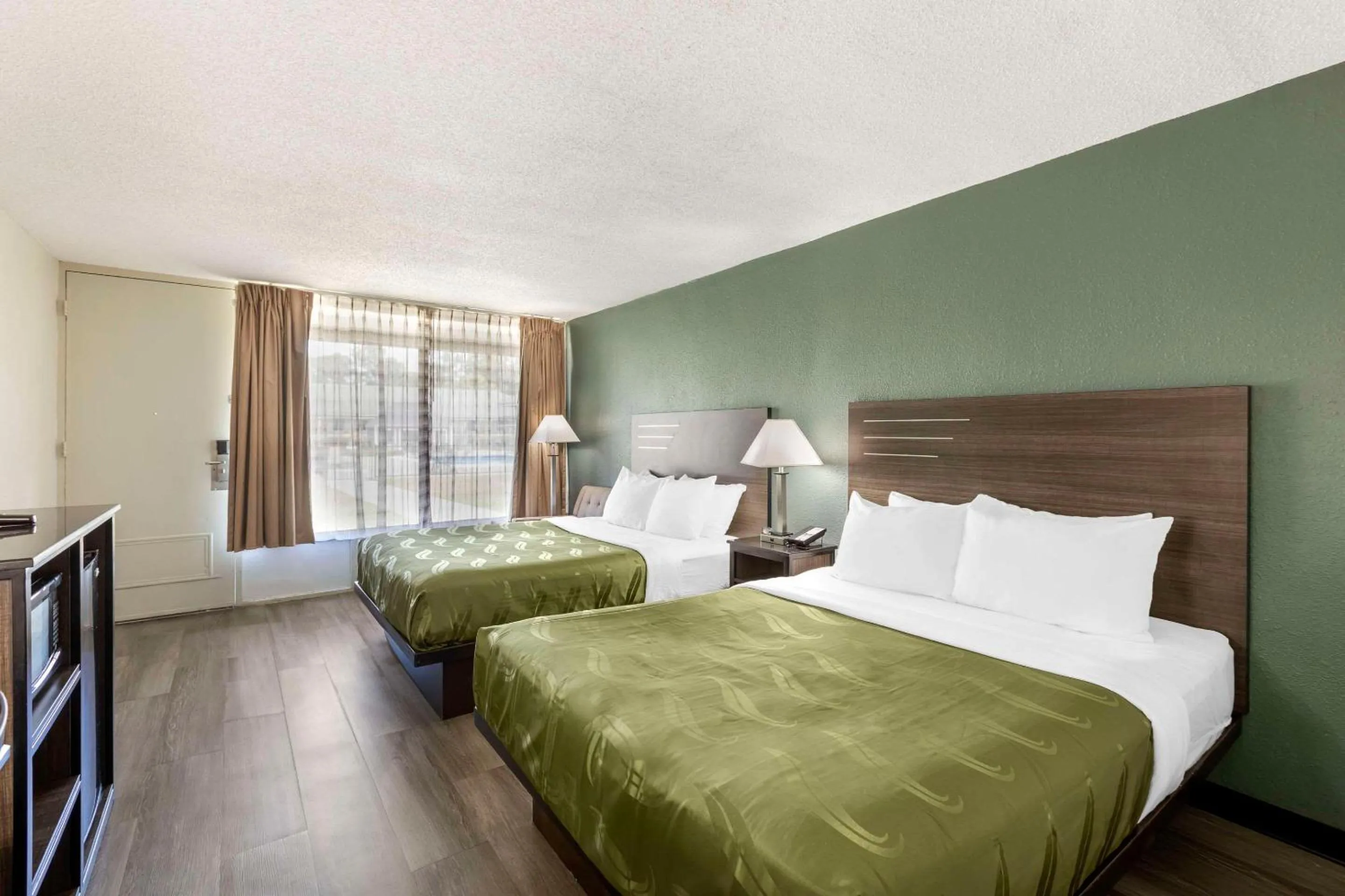 Bedroom, Bed in Quality Inn & Suites Santee I-95