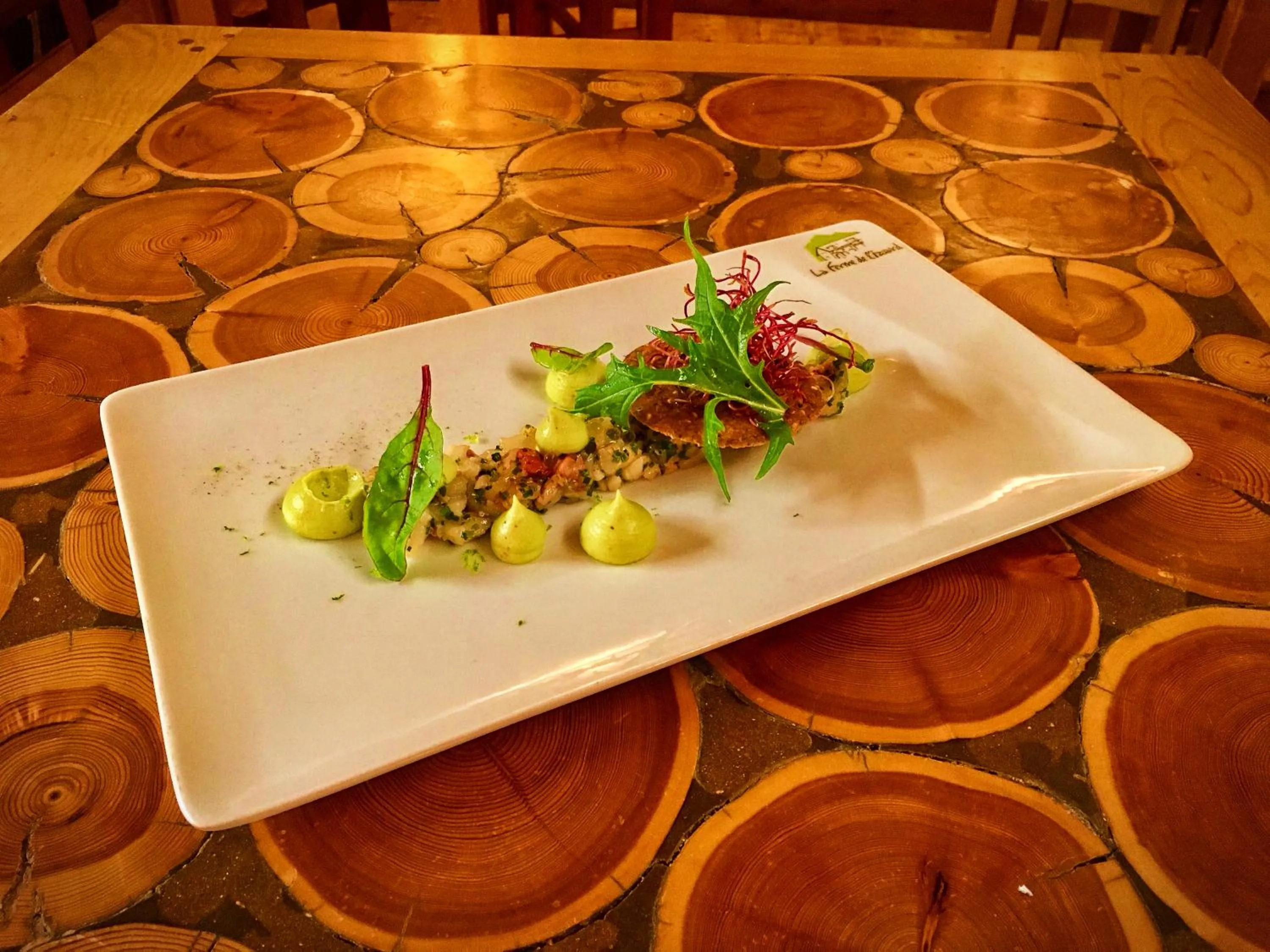 Food and drinks in Hôtel & Spa La Ferme de l'Izoard