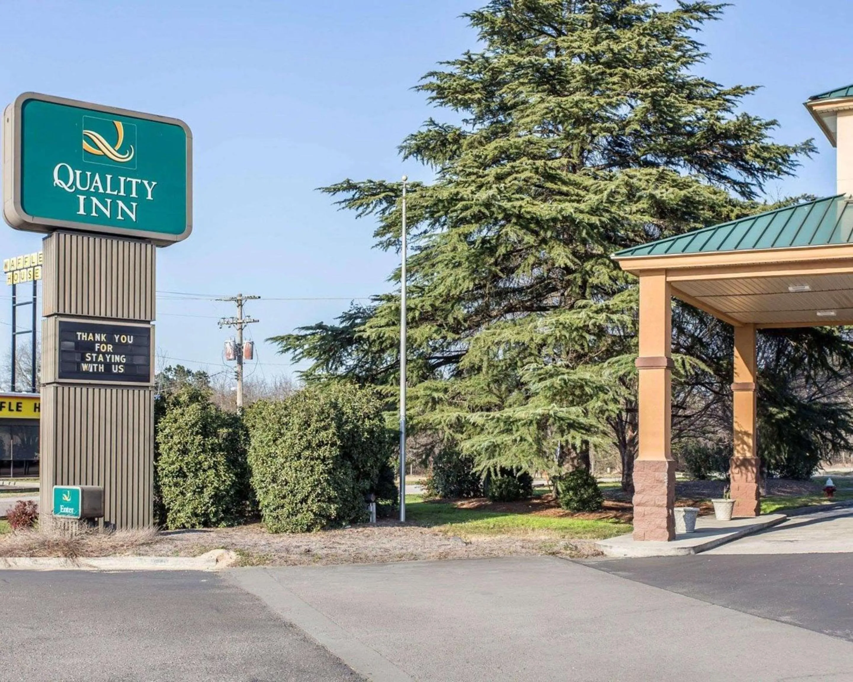 Property building in Quality Inn Aiken North