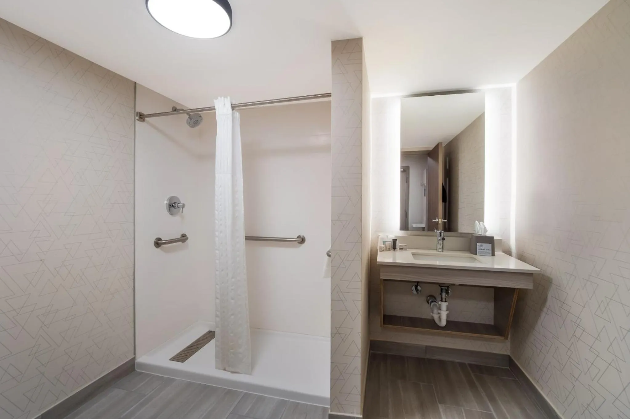 Bathroom in Holiday Inn Express & Suites Lexington by IHG
