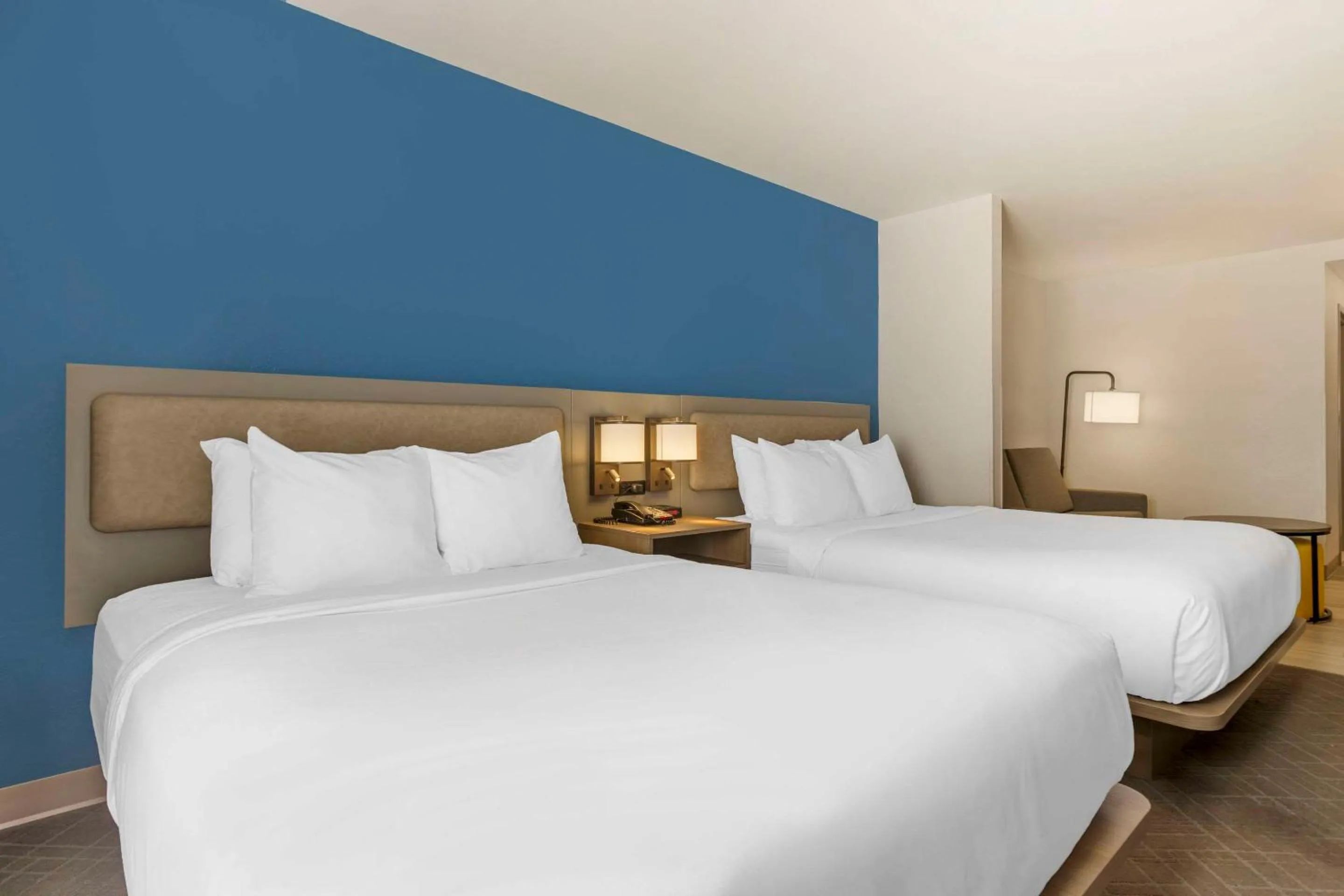 Bedroom, Bed in Comfort Suites Columbia Northeast - Fort Jackson