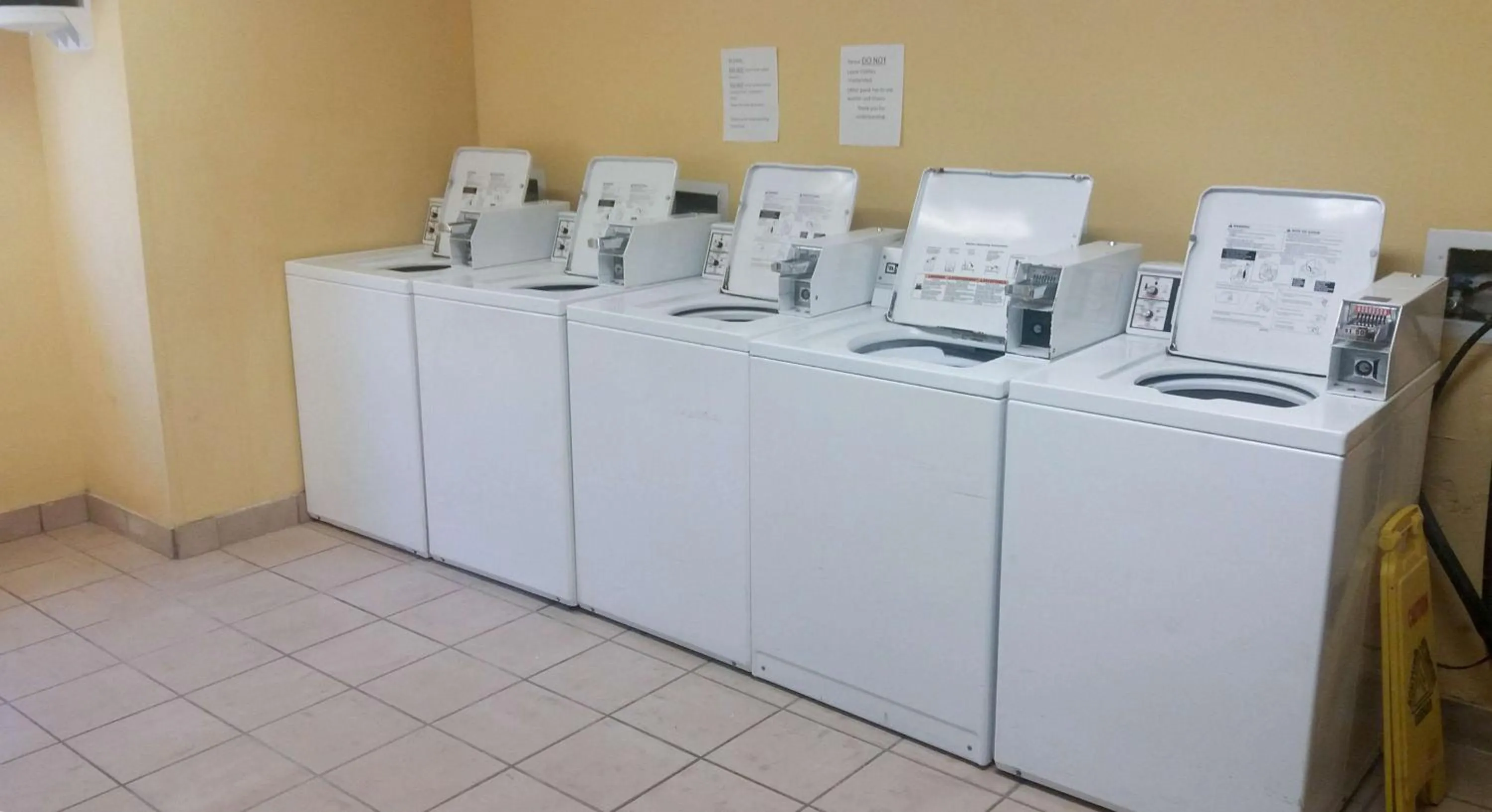 laundry in Studio 6 Myrtle Beach, SC