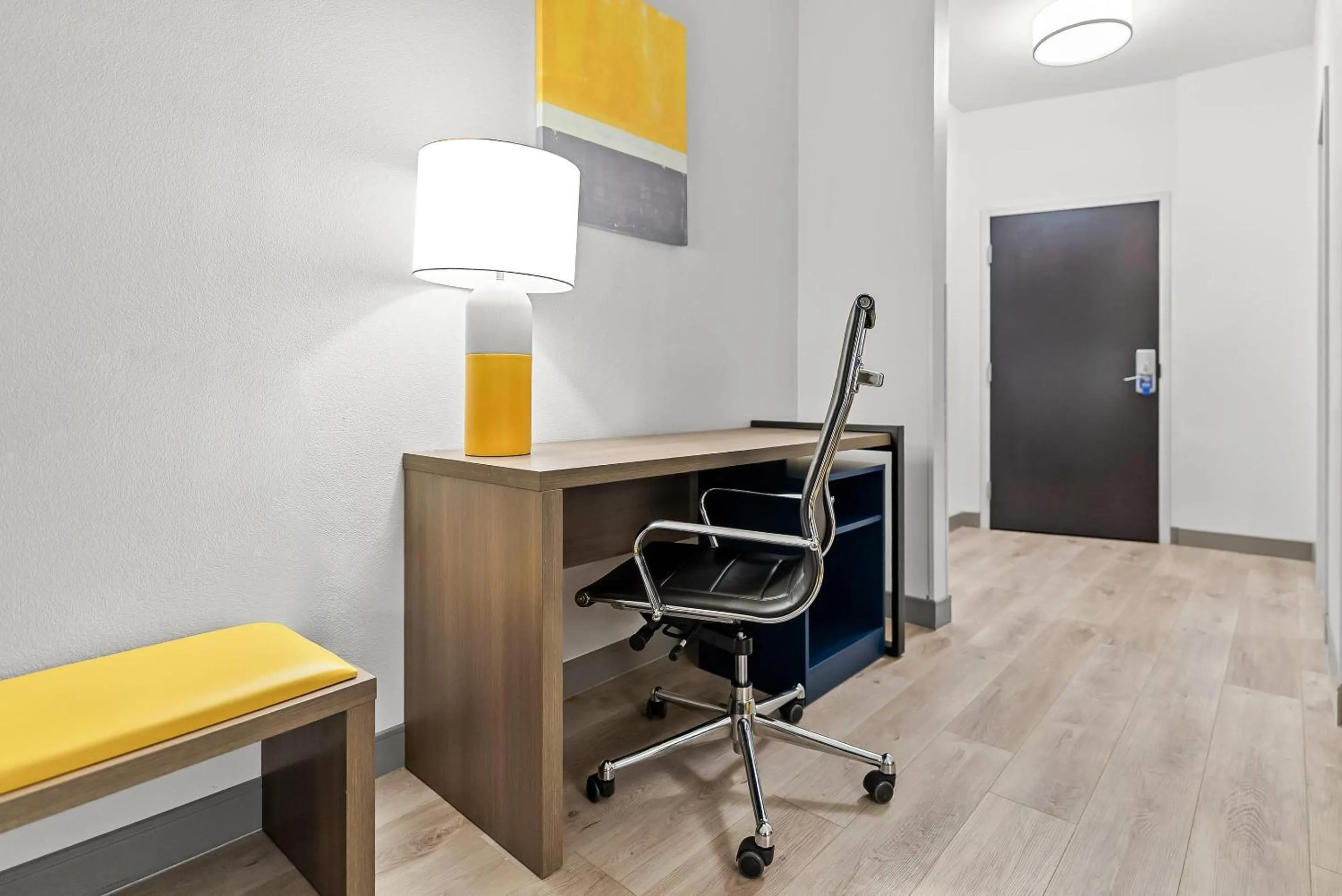 Bedroom in Comfort Suites Simpsonville - Greenville