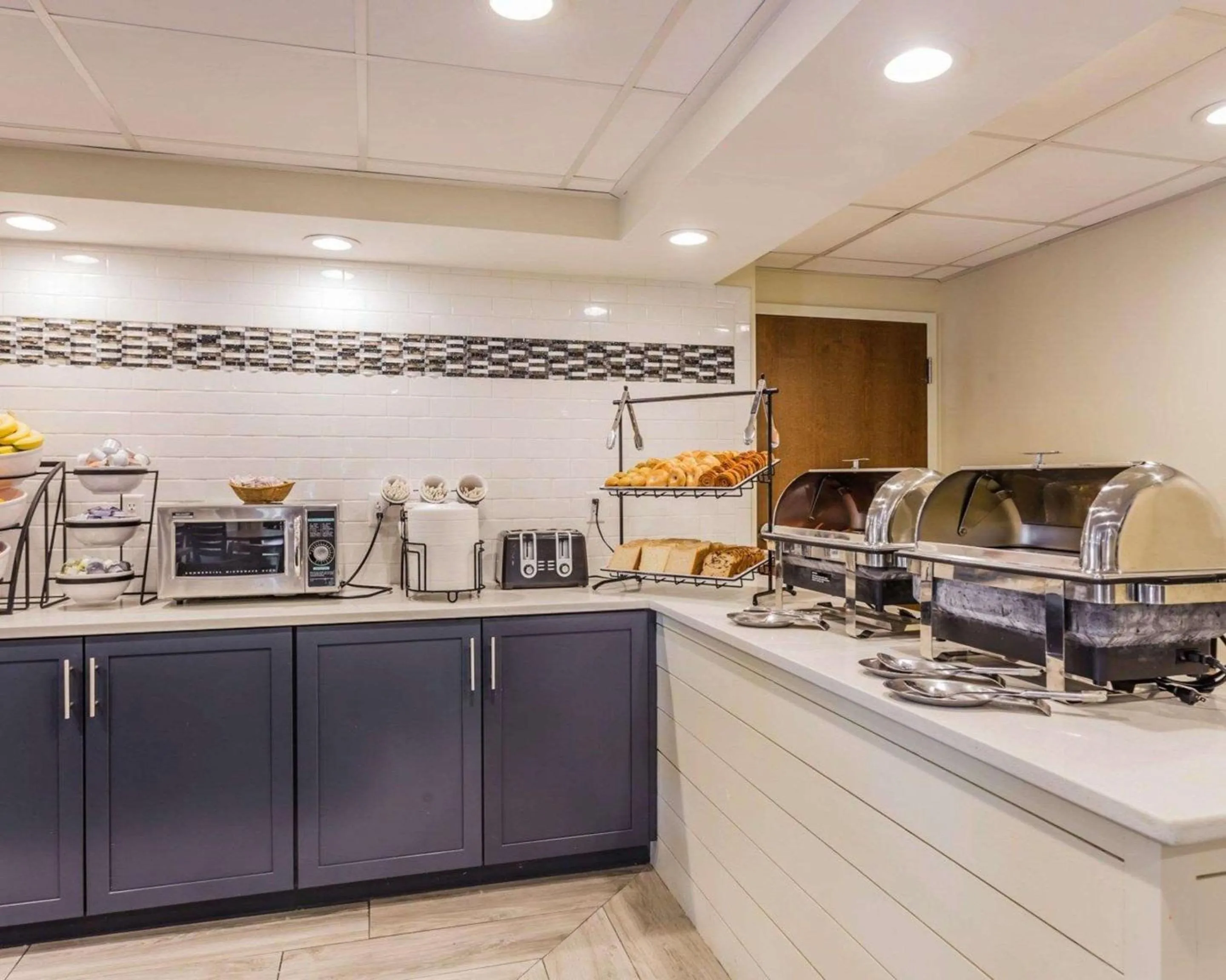 Restaurant/places to eat in Quality Inn Mt Pleasant - Charleston