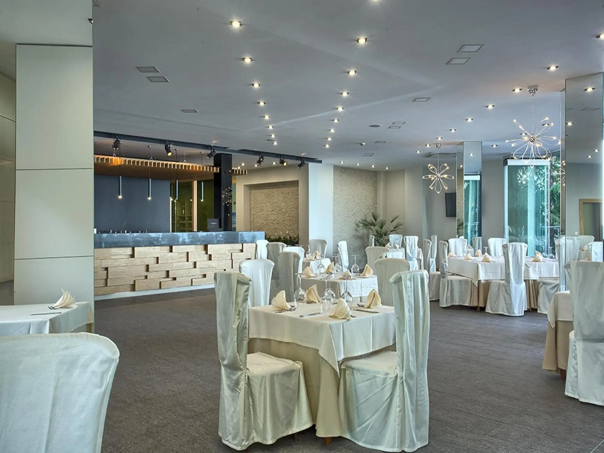 Banquet/Function facilities in Luna Beach Hotel - All Inclusive