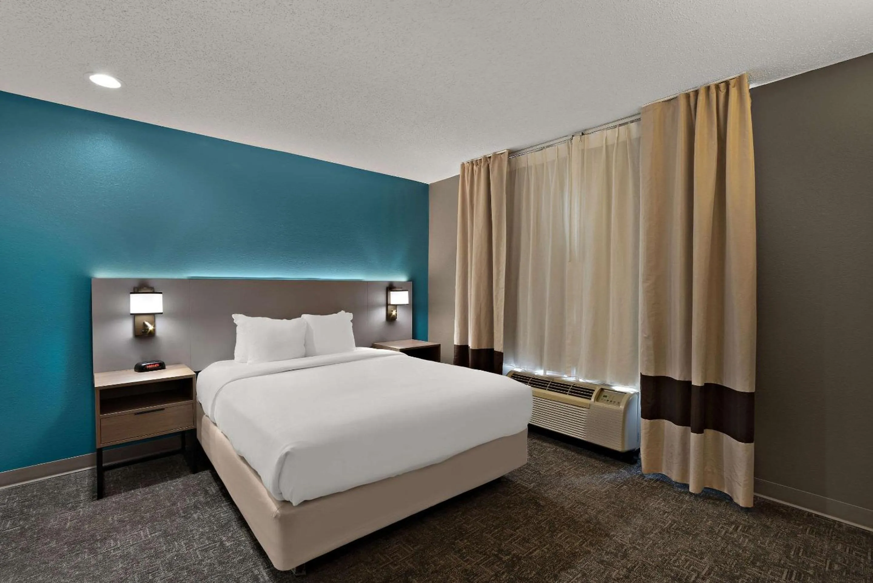 Bedroom, Bed in Comfort Inn & Suites Santee I-95