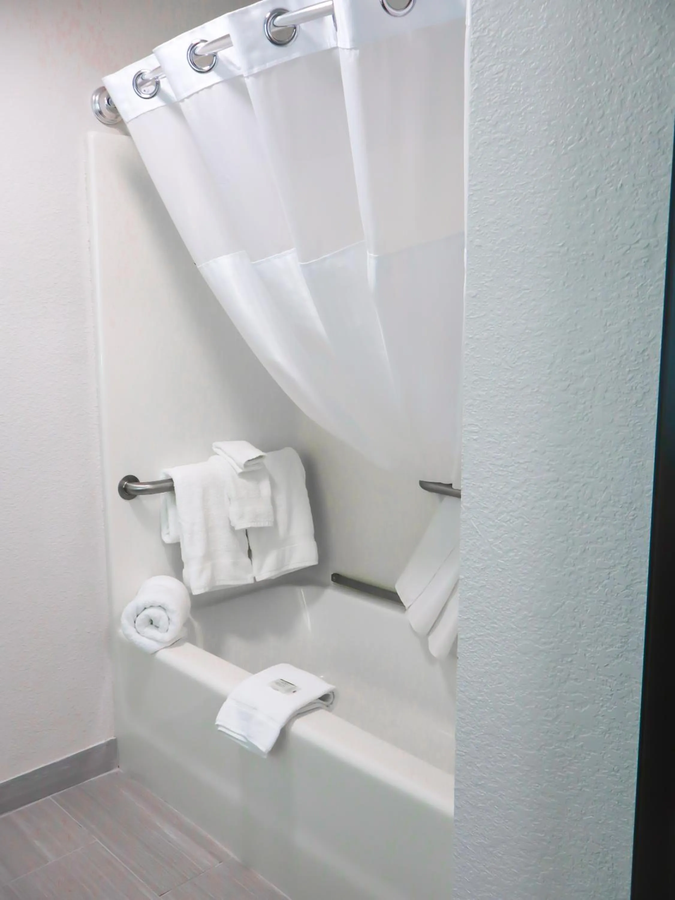 Travelodge by Wyndham Rapid City - Black Hills