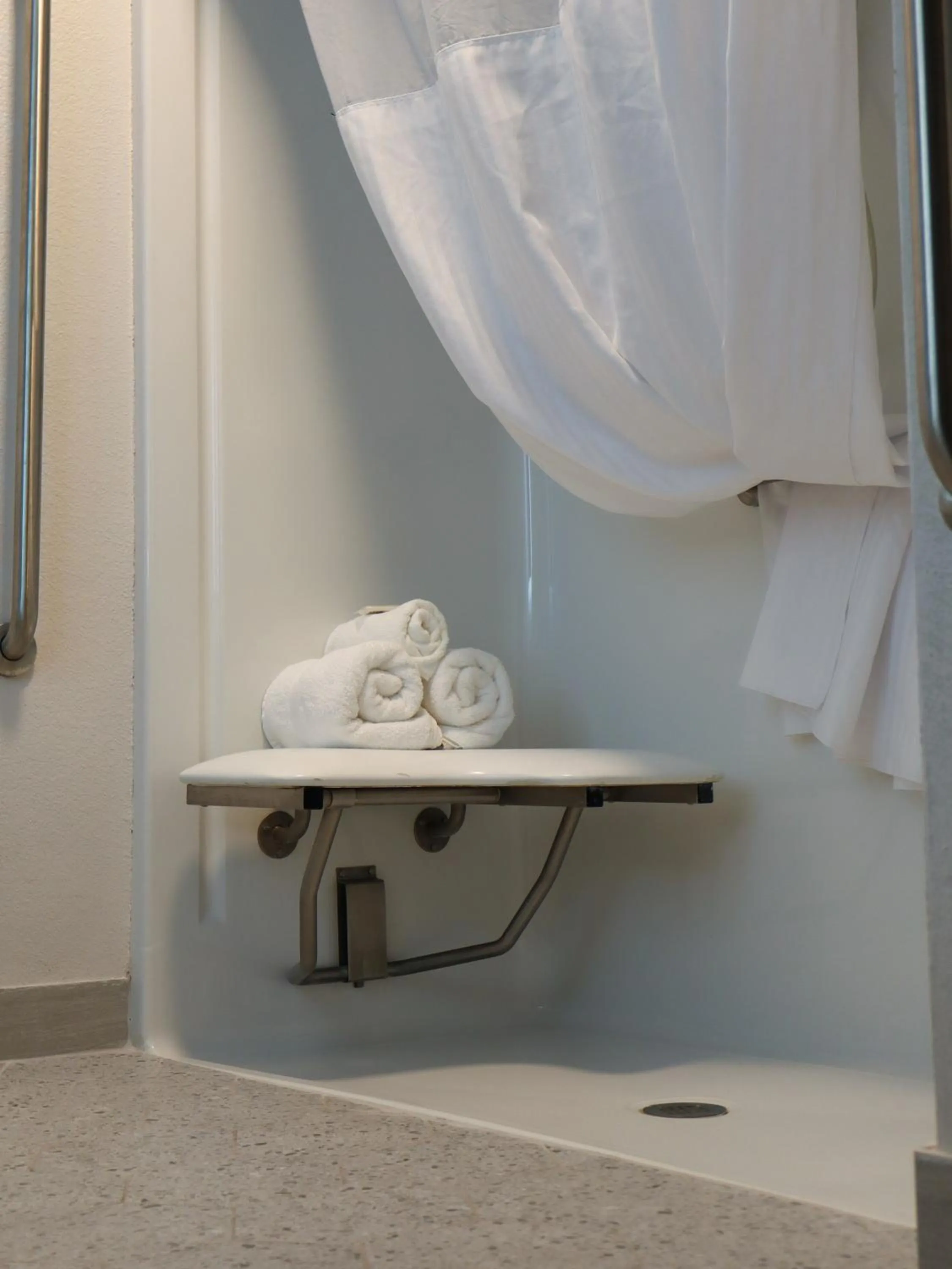 Travelodge by Wyndham Rapid City - Black Hills