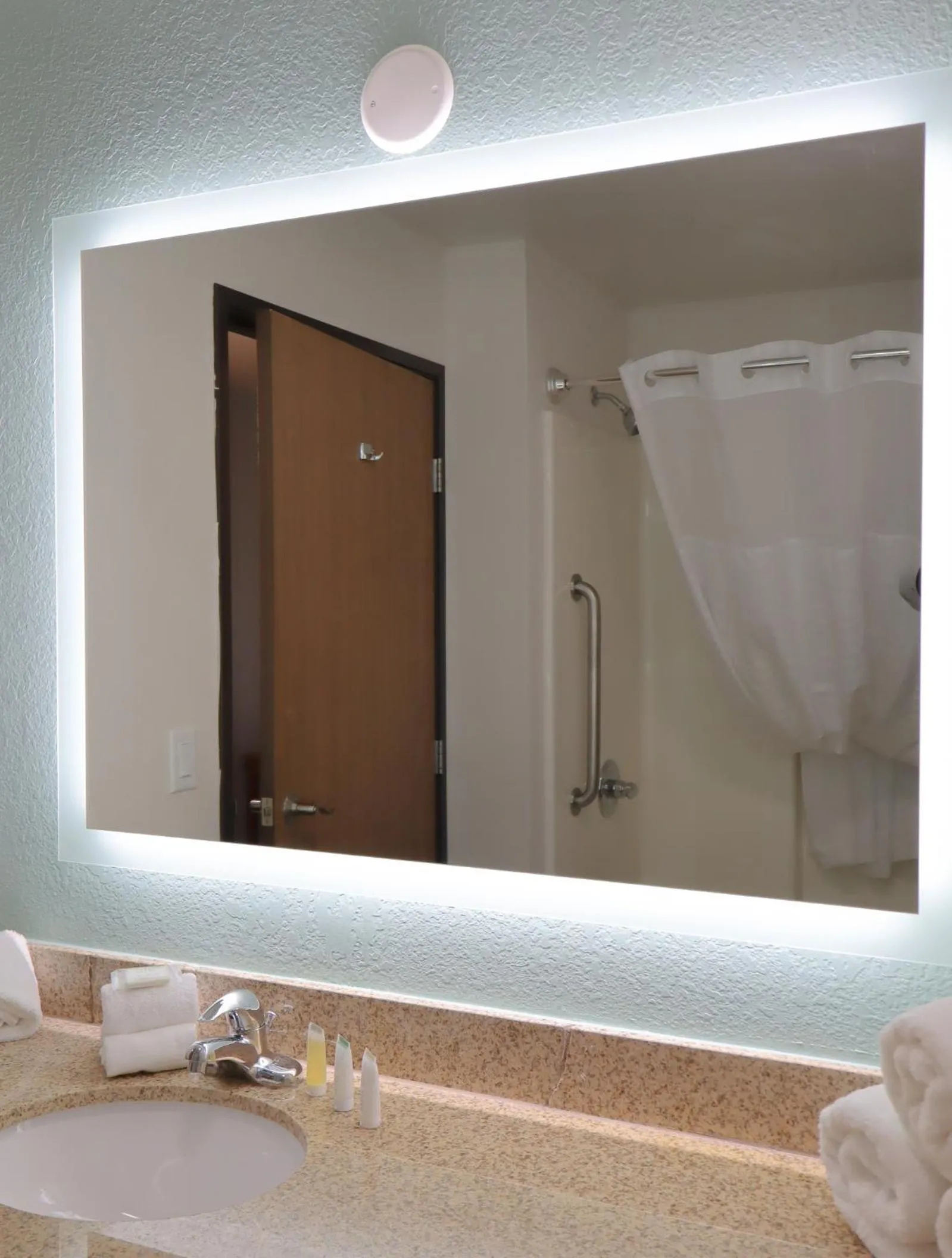 Travelodge by Wyndham Rapid City - Black Hills