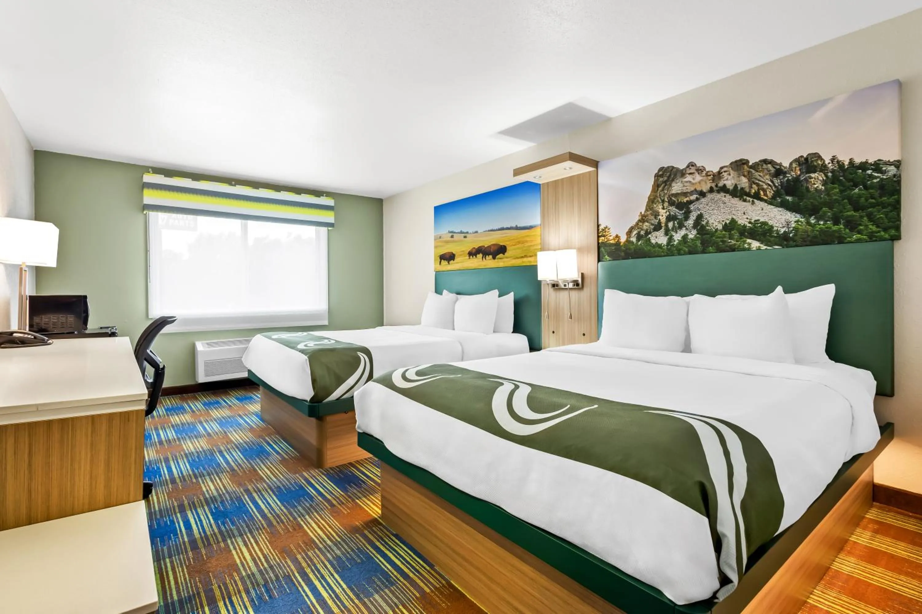 Photo of the whole room, Bed in Quality Inn Brookings-University