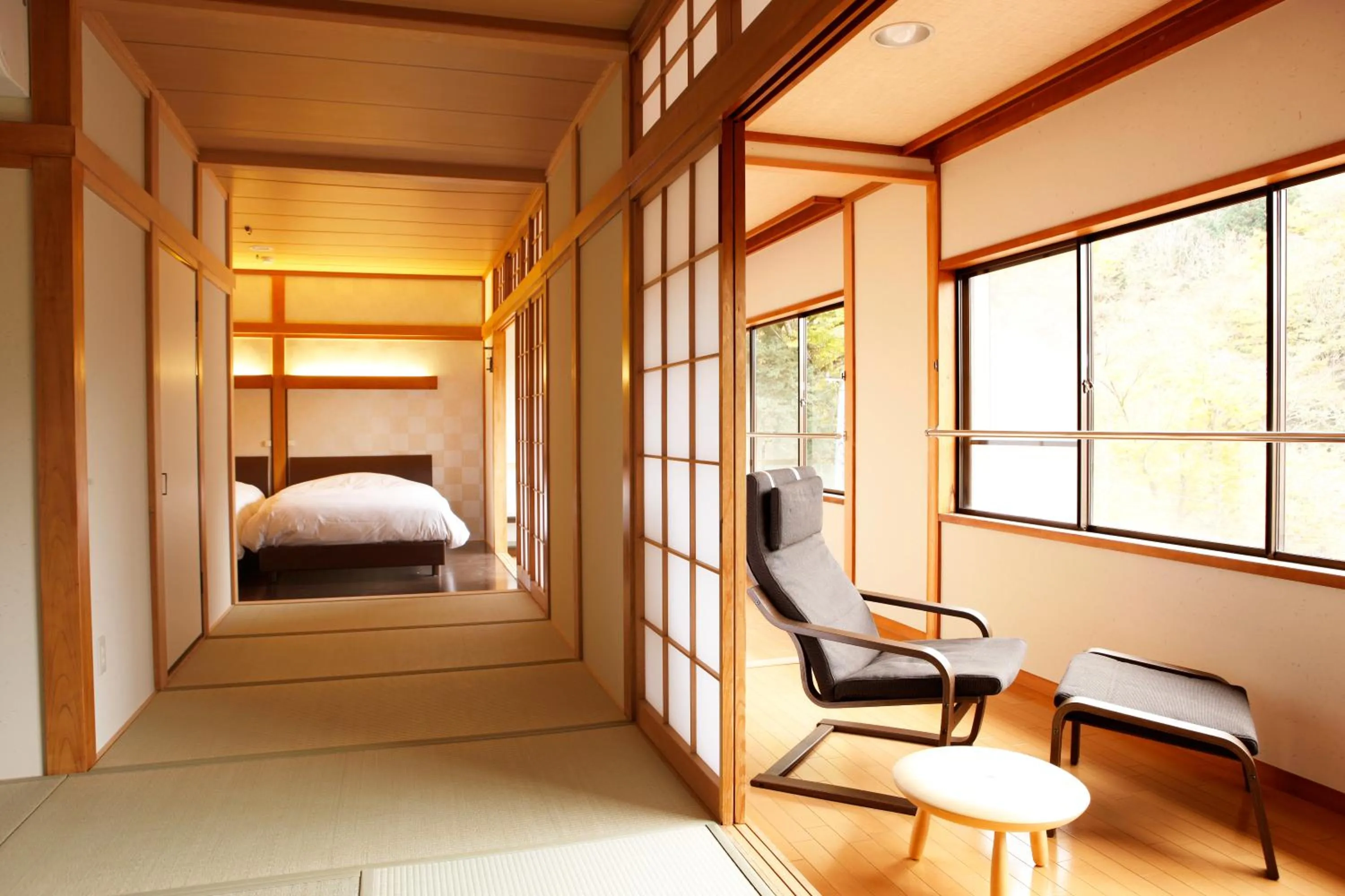 Photo of the whole room, Bed in Hakone Fura