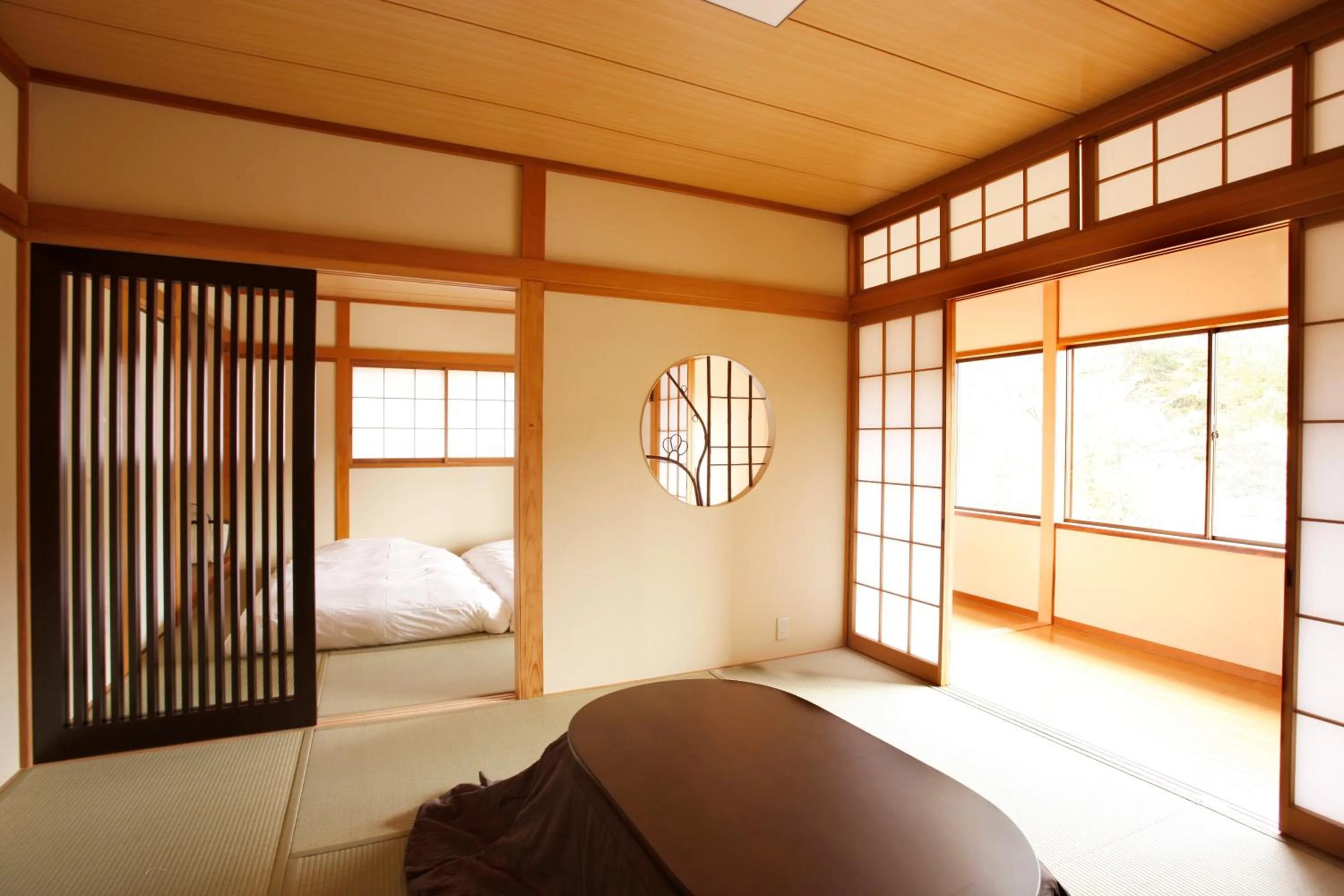 Photo of the whole room, Bed in Hakone Fura