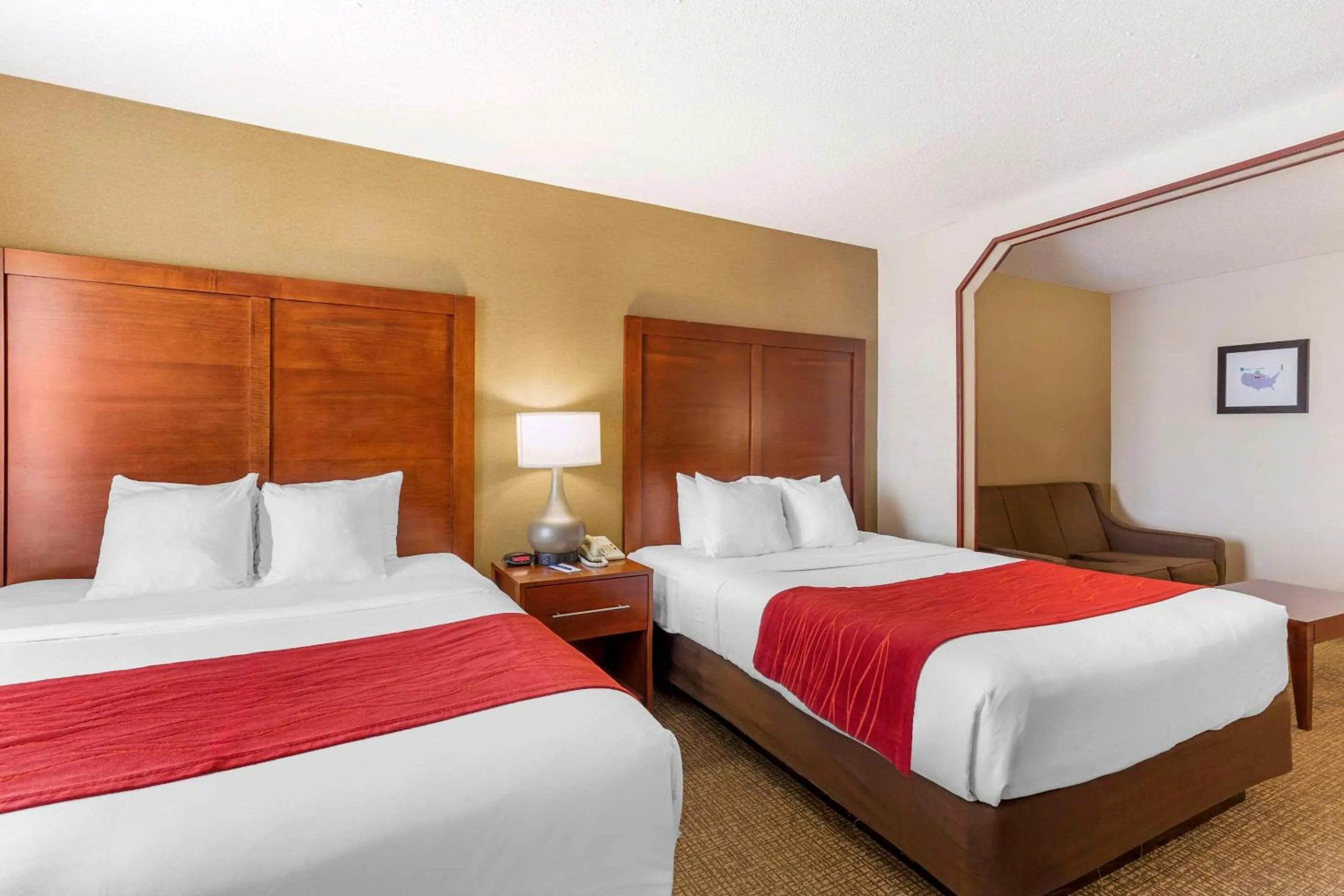 Bedroom, Bed in Comfort Inn & Suites Rapid City South - Mt Rushmore Gateway