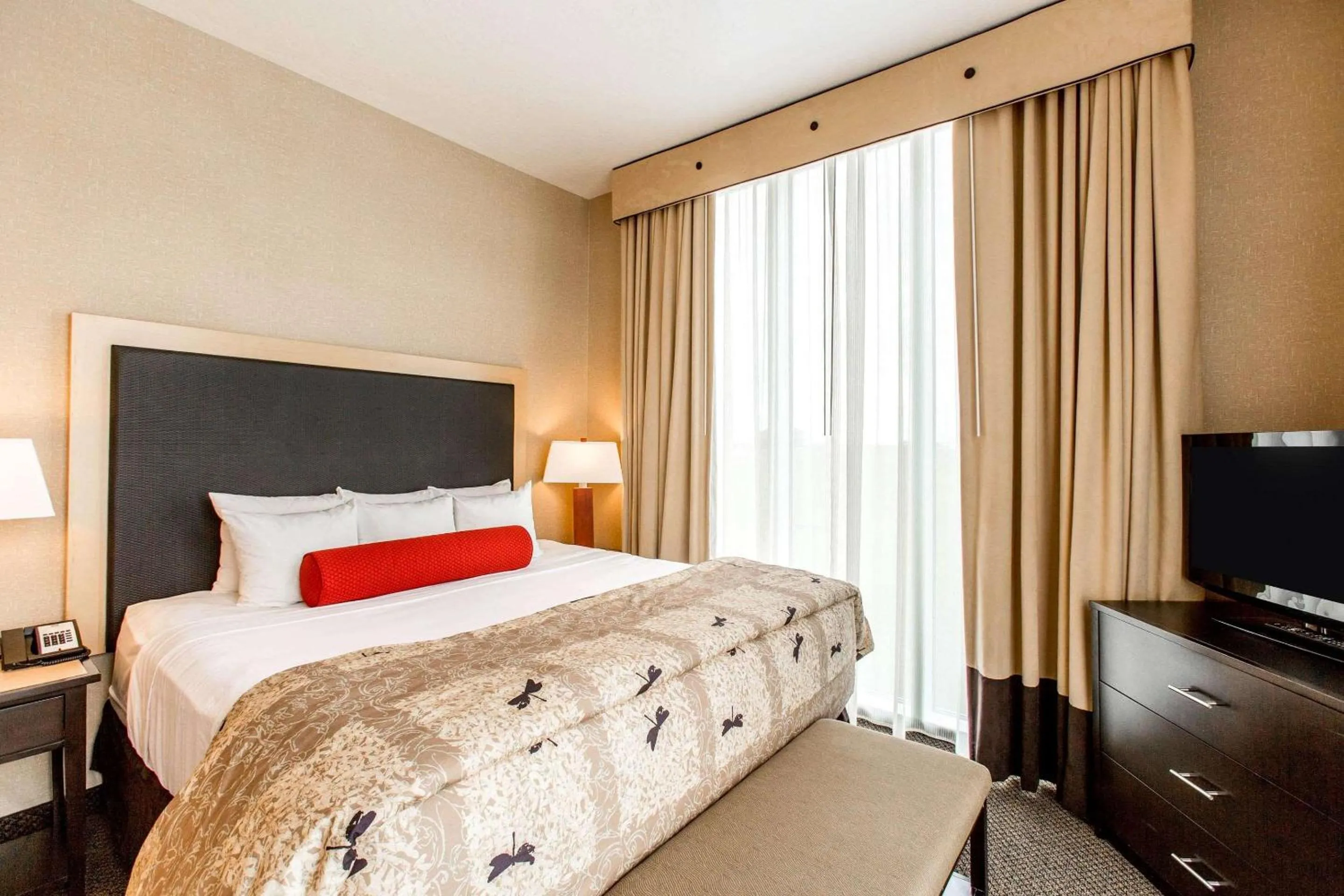 Bedroom, Bed in Cambria Hotel Rapid City near Mount Rushmore