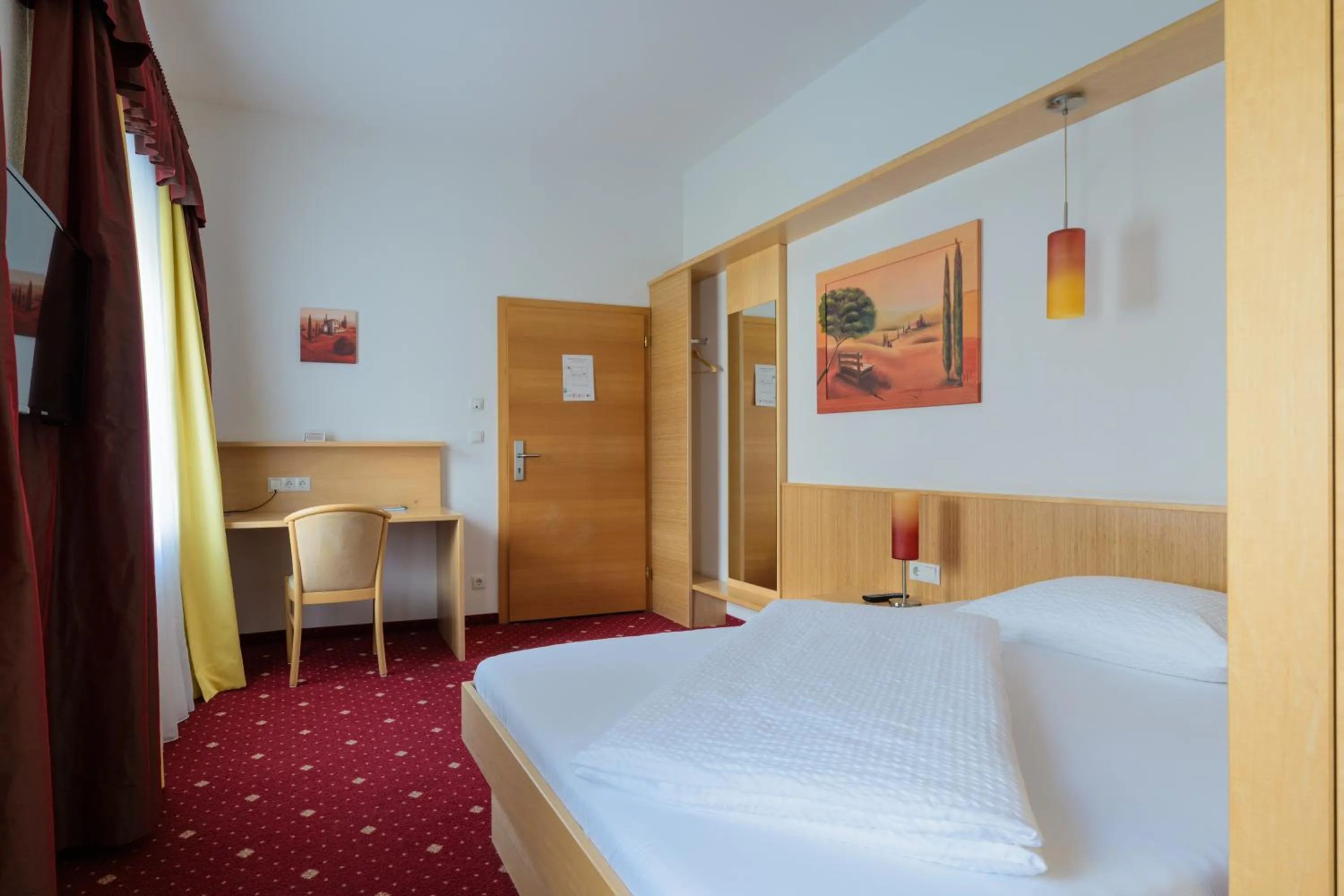 Photo of the whole room, Bed in Landgasthof Bogner by SMK Event und Gastro