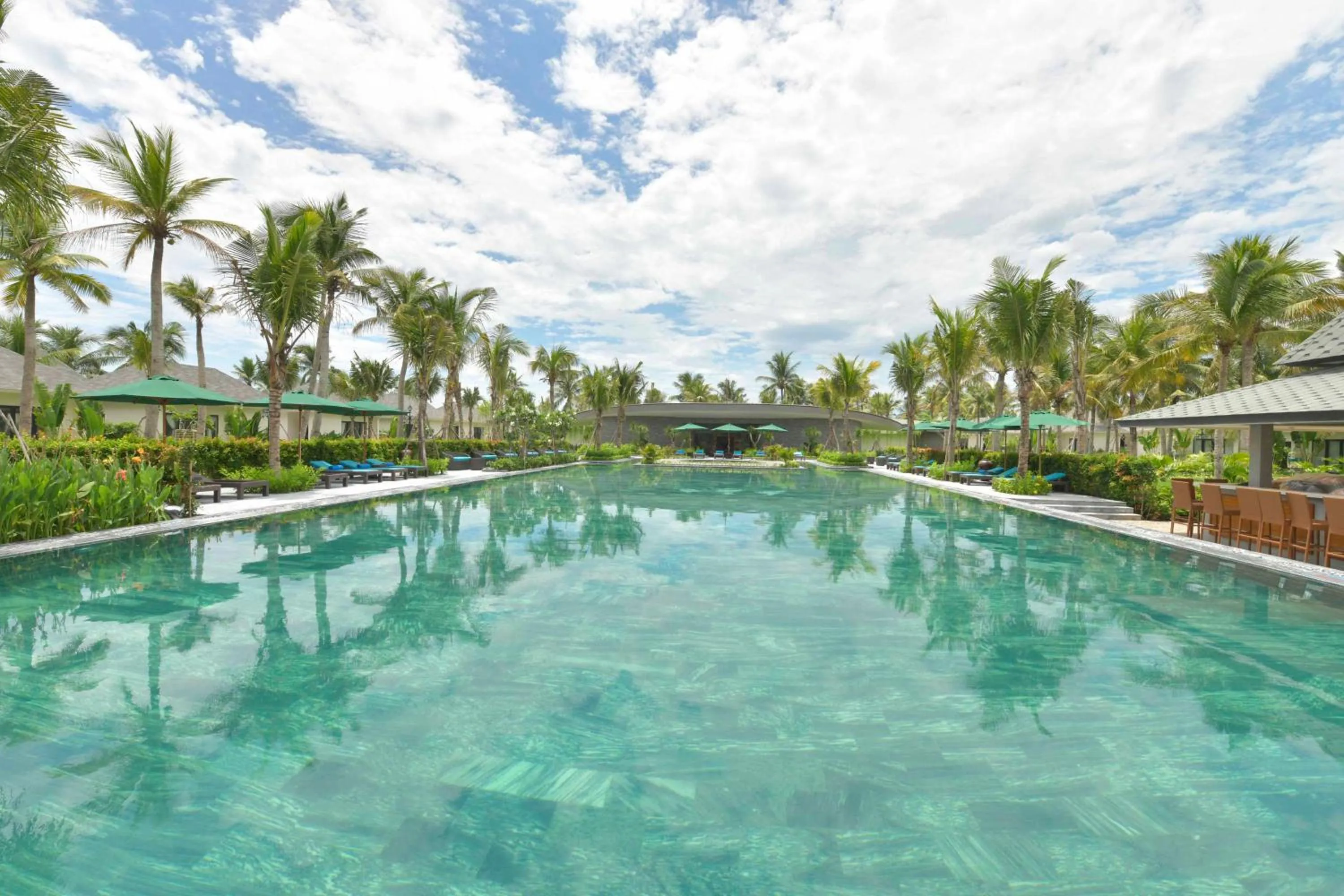 Day in CocoLand Thu Xa Ancient Town Resort