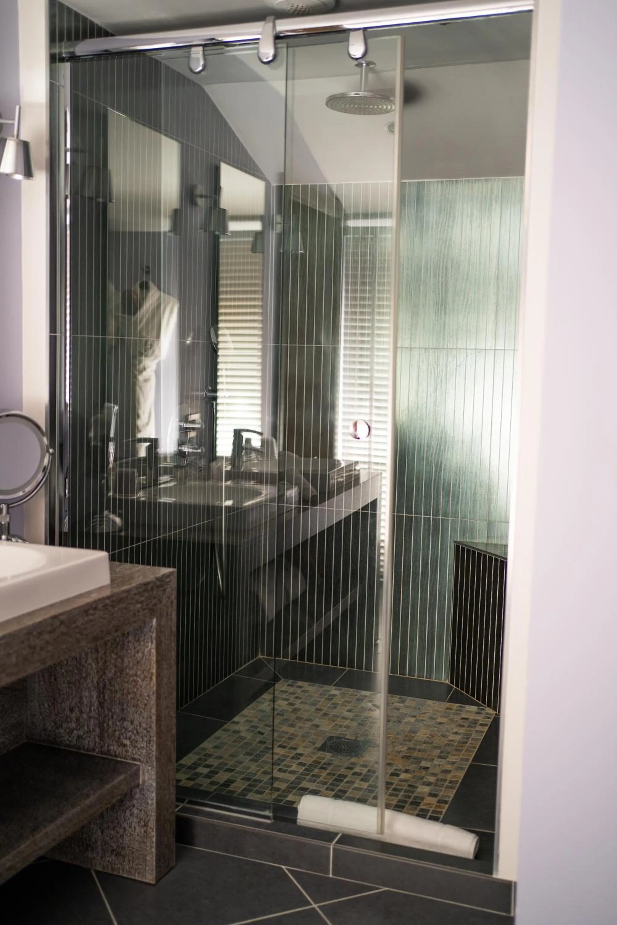 Shower in Georges Blanc Parc & Spa