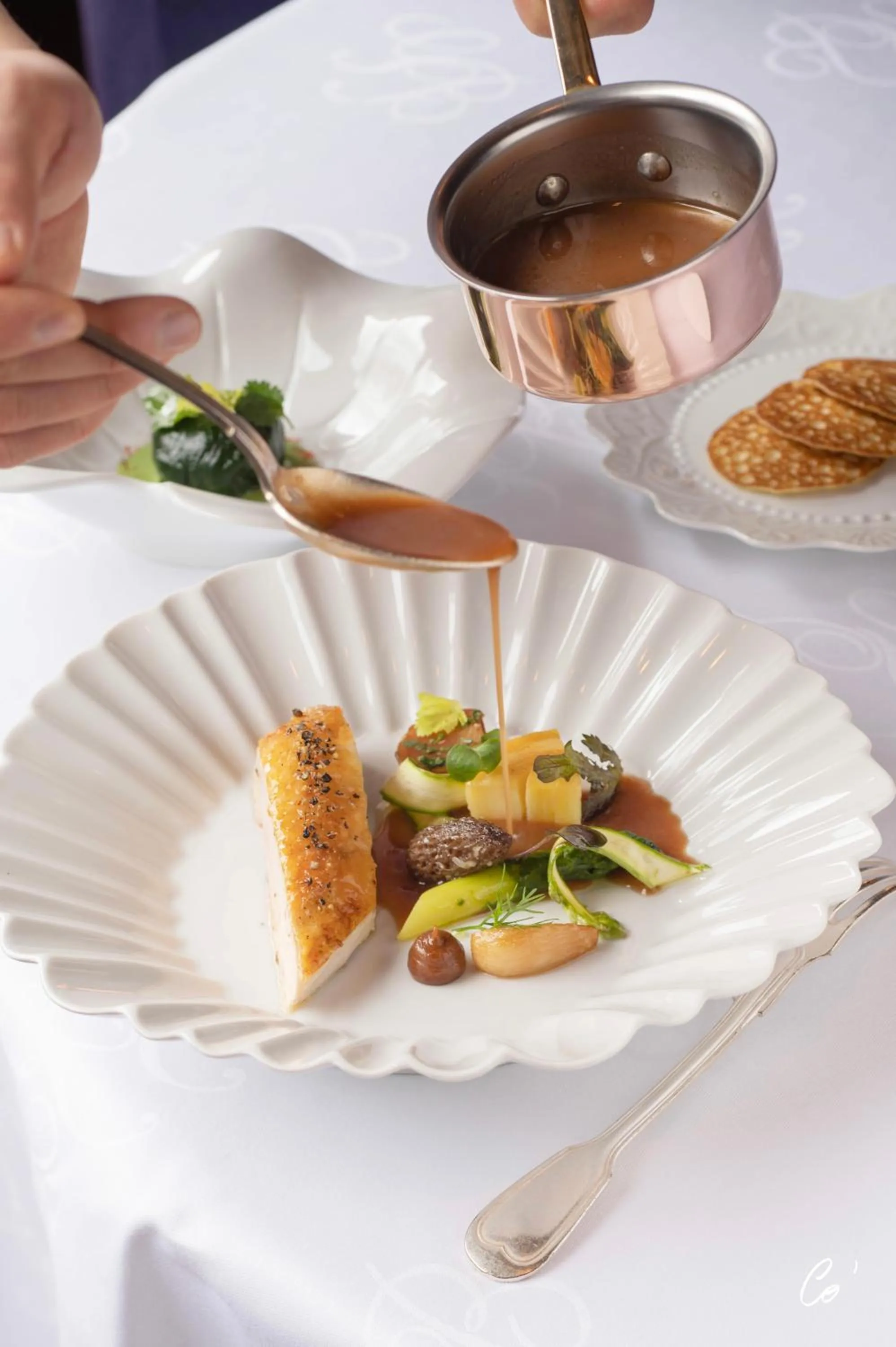 Restaurant/places to eat in Georges Blanc Parc & Spa