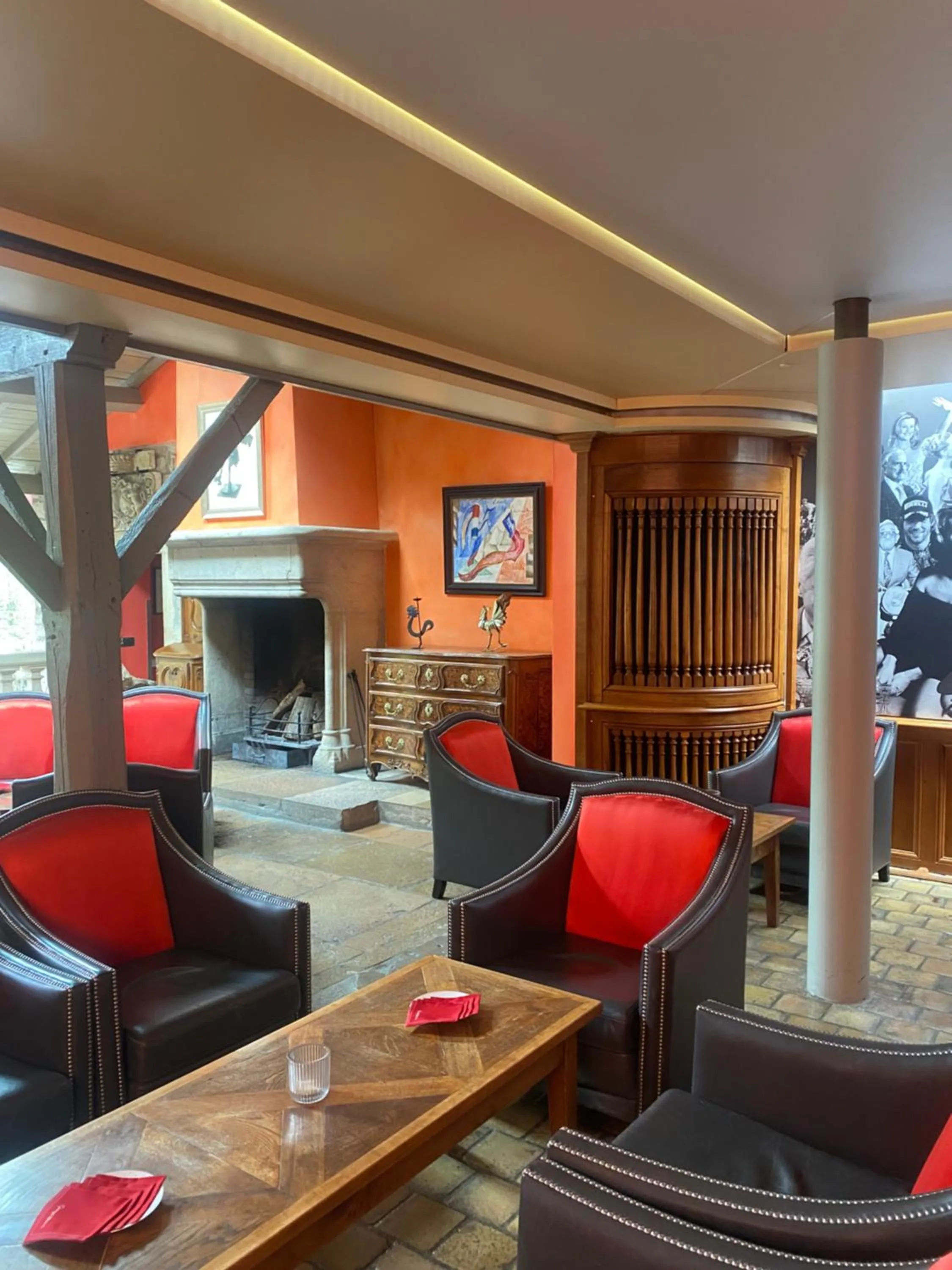 Living room in Georges Blanc Parc & Spa