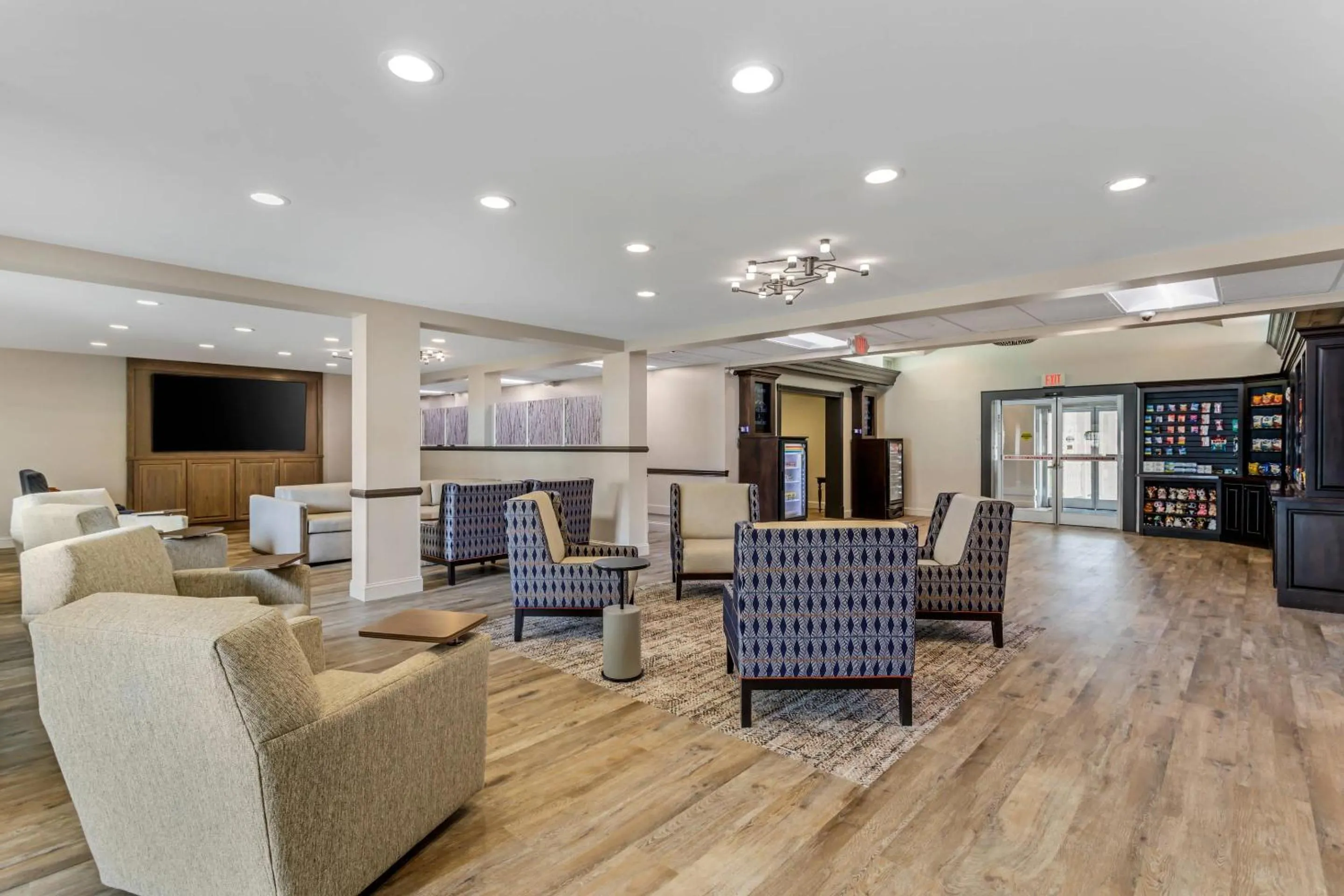 Lobby or reception in LeConte Hotel & Convention Center, an Ascend Collection Hotel