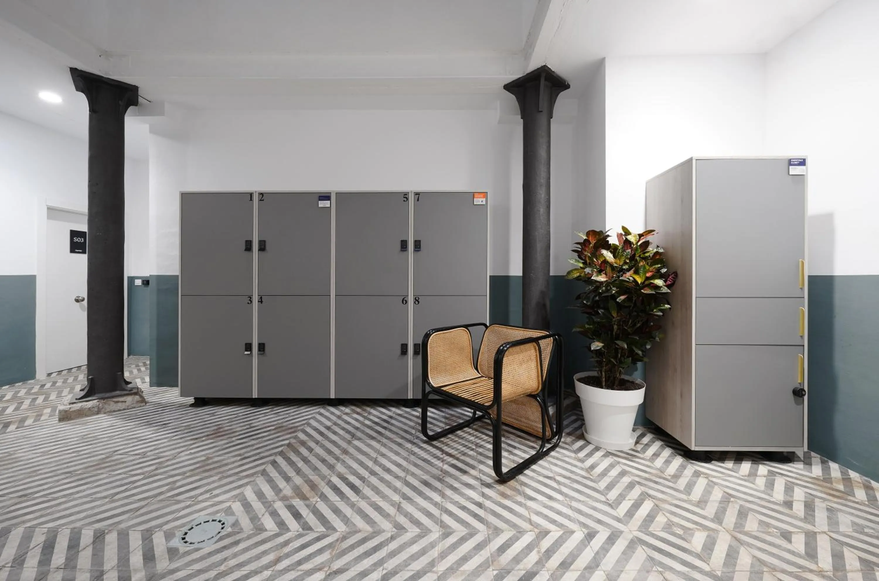 locker in Numa Granada Vega