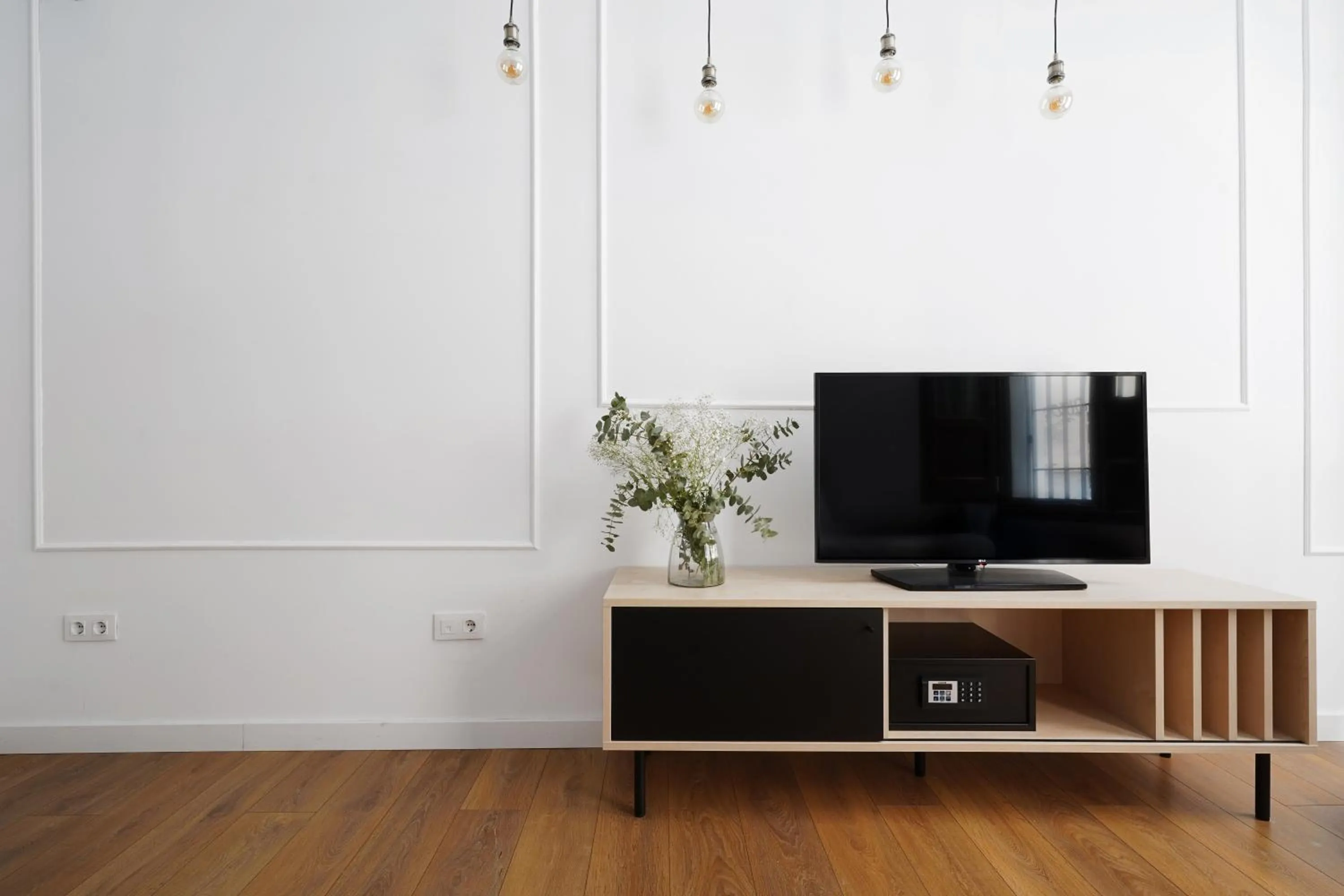 TV and multimedia in Numa Granada Vega