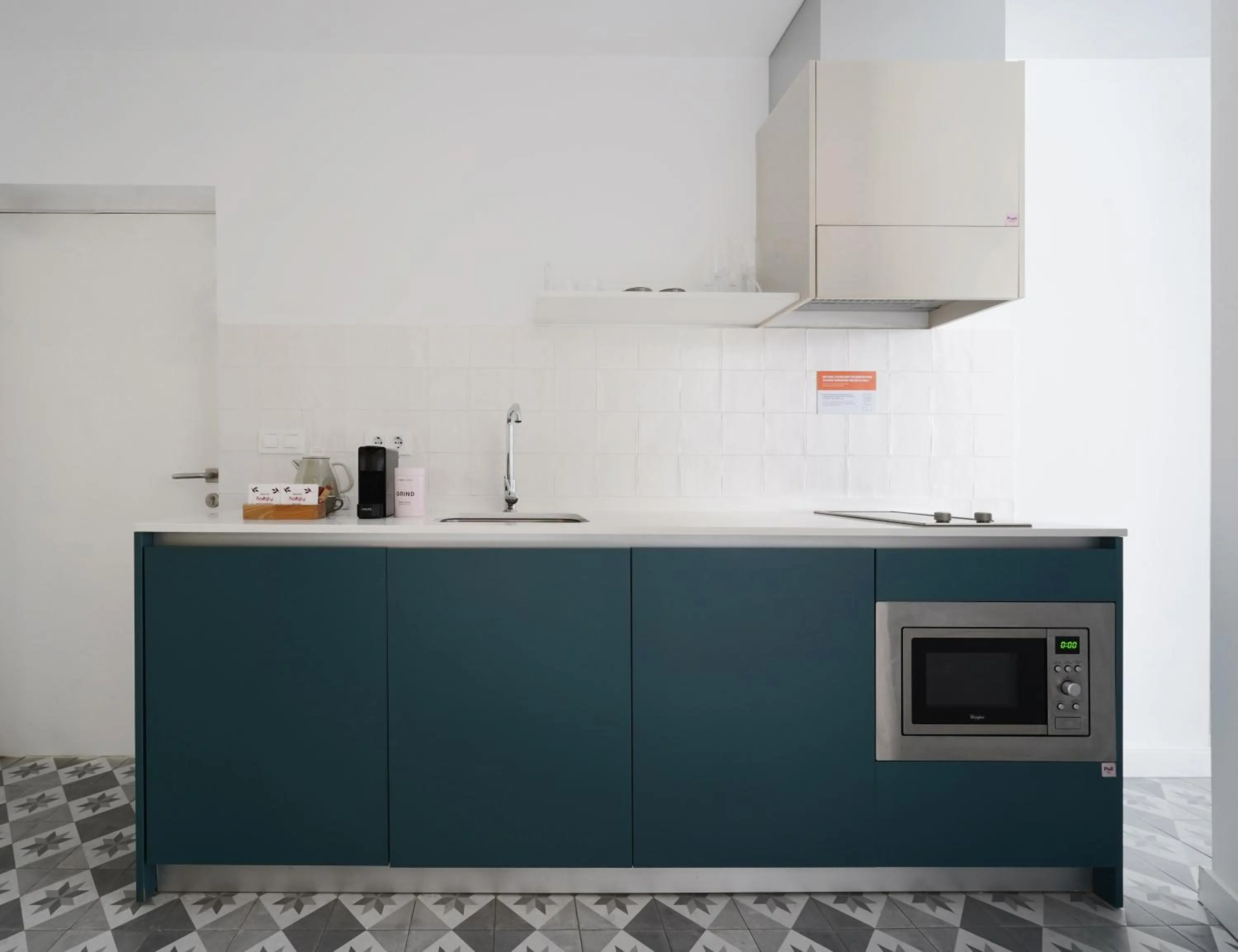 Coffee/tea facilities in Numa Granada Vega