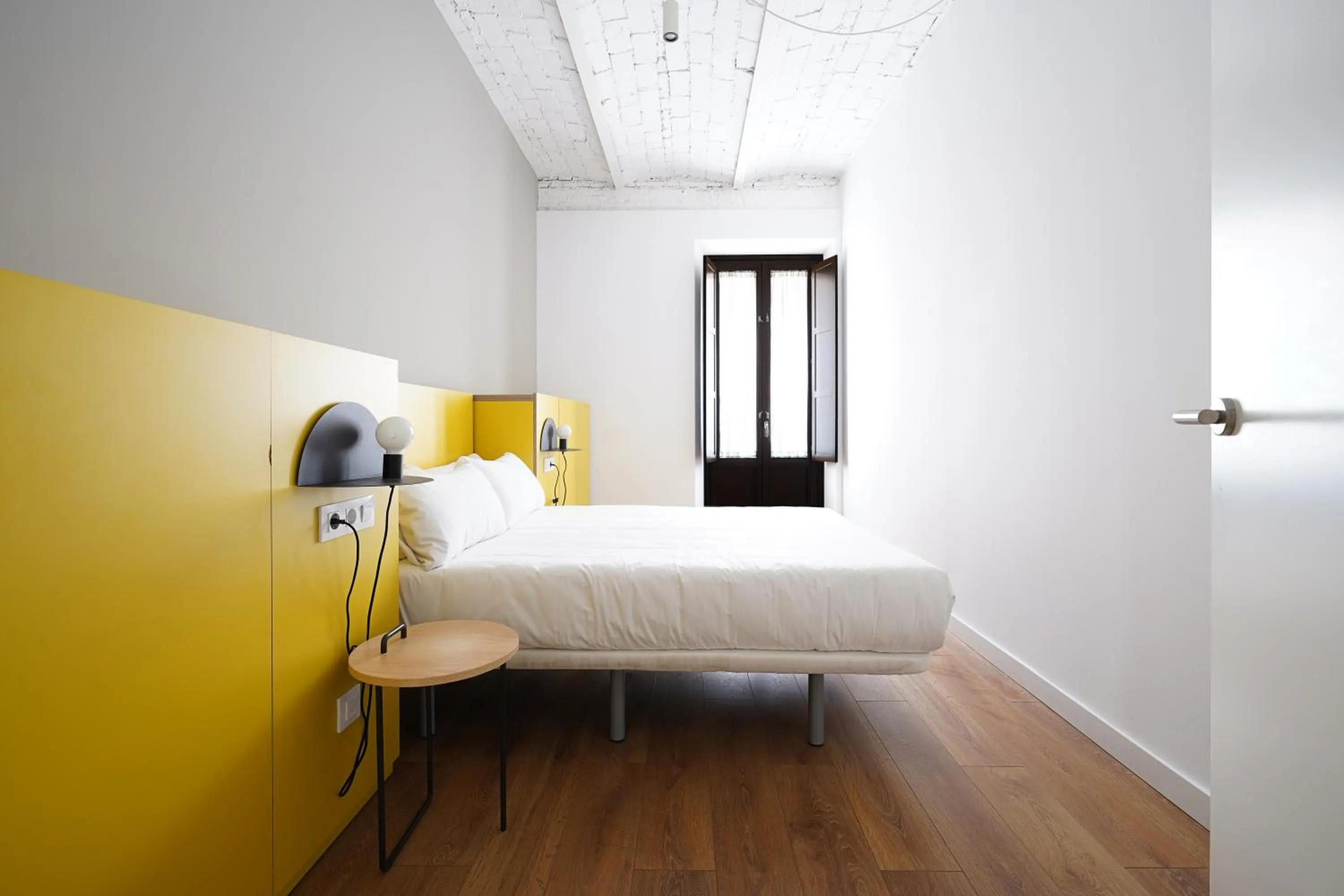 Bed in Numa Granada Vega