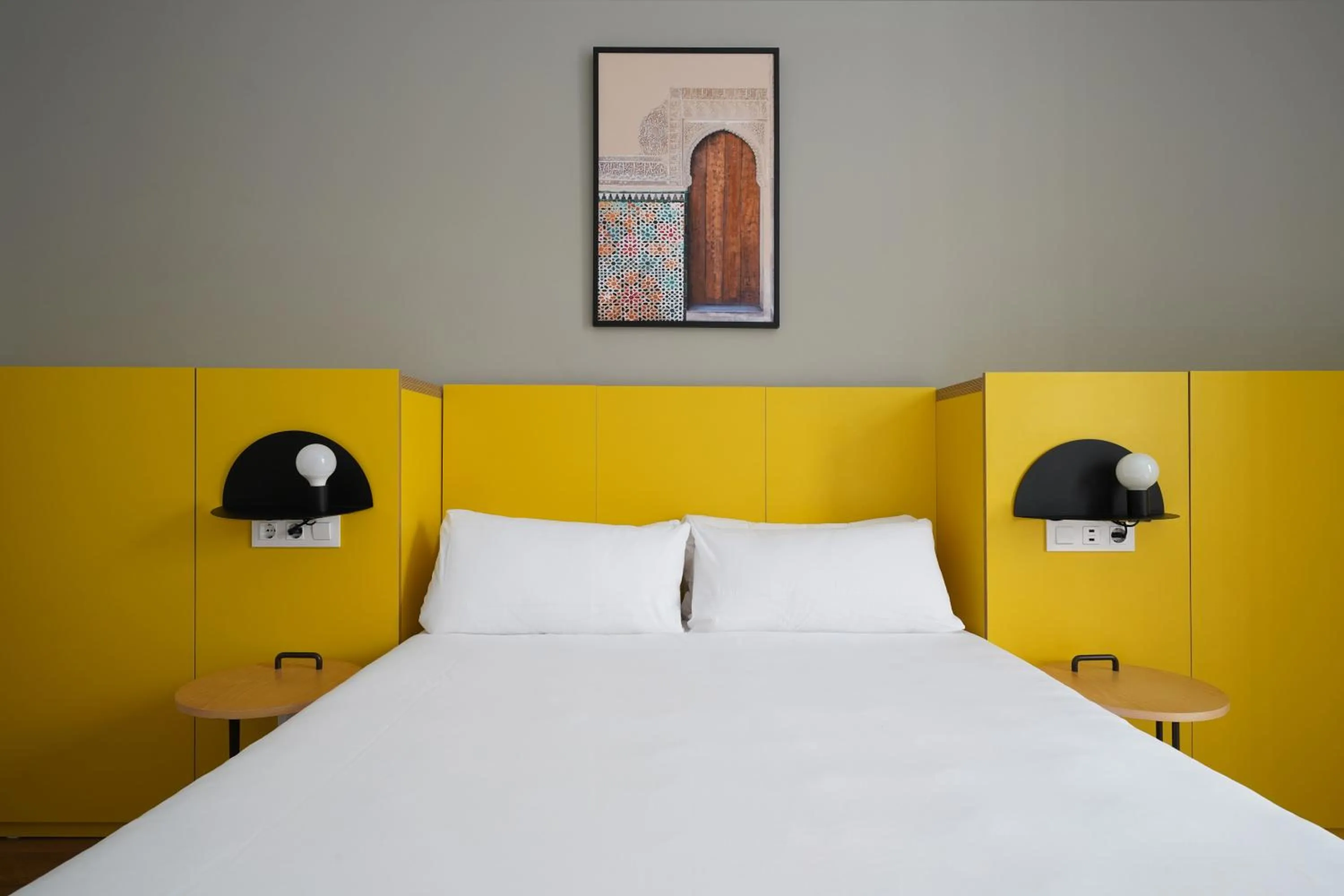 Bed in Numa Granada Vega