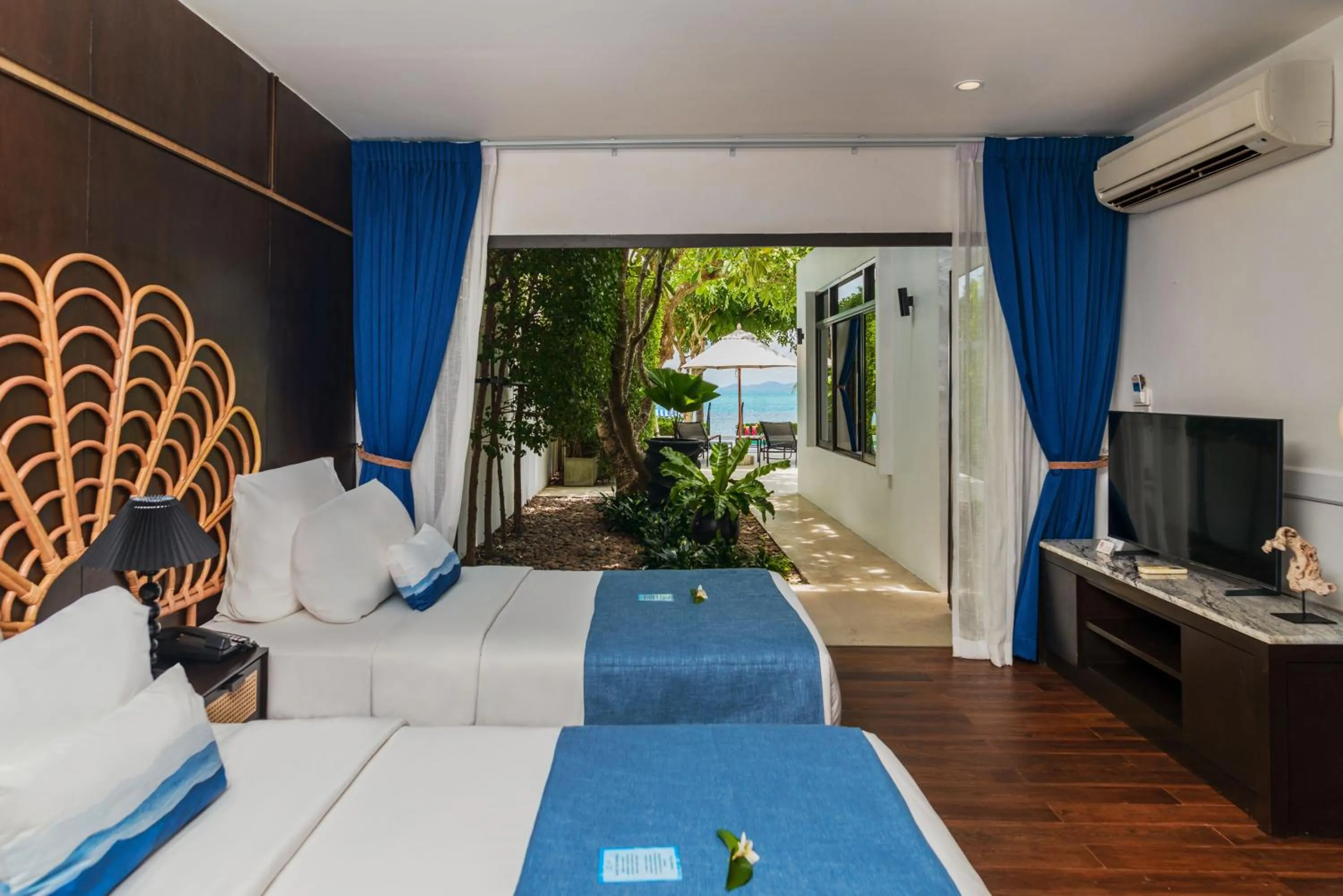 Bed in The Sea Koh Samui Resort and Residences by Tolani