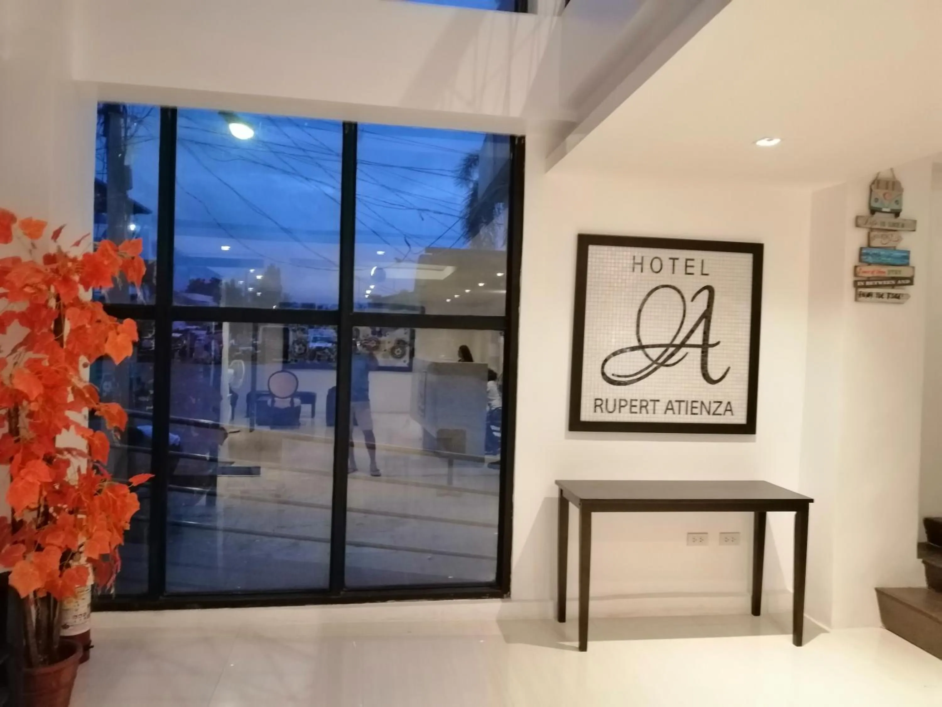 Facade/entrance in Hotel Rupert A Baler