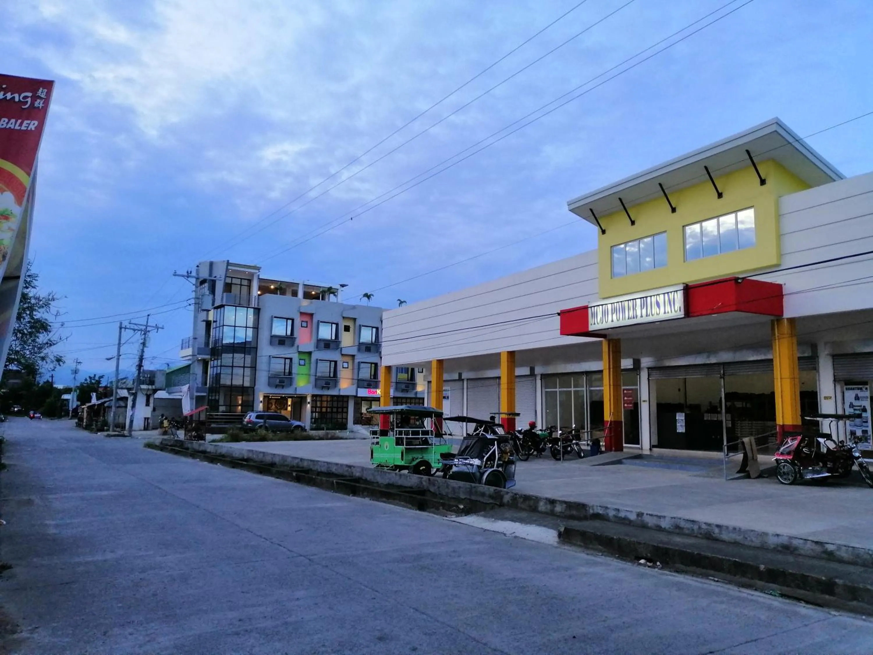 Neighbourhood in Hotel Rupert A Baler