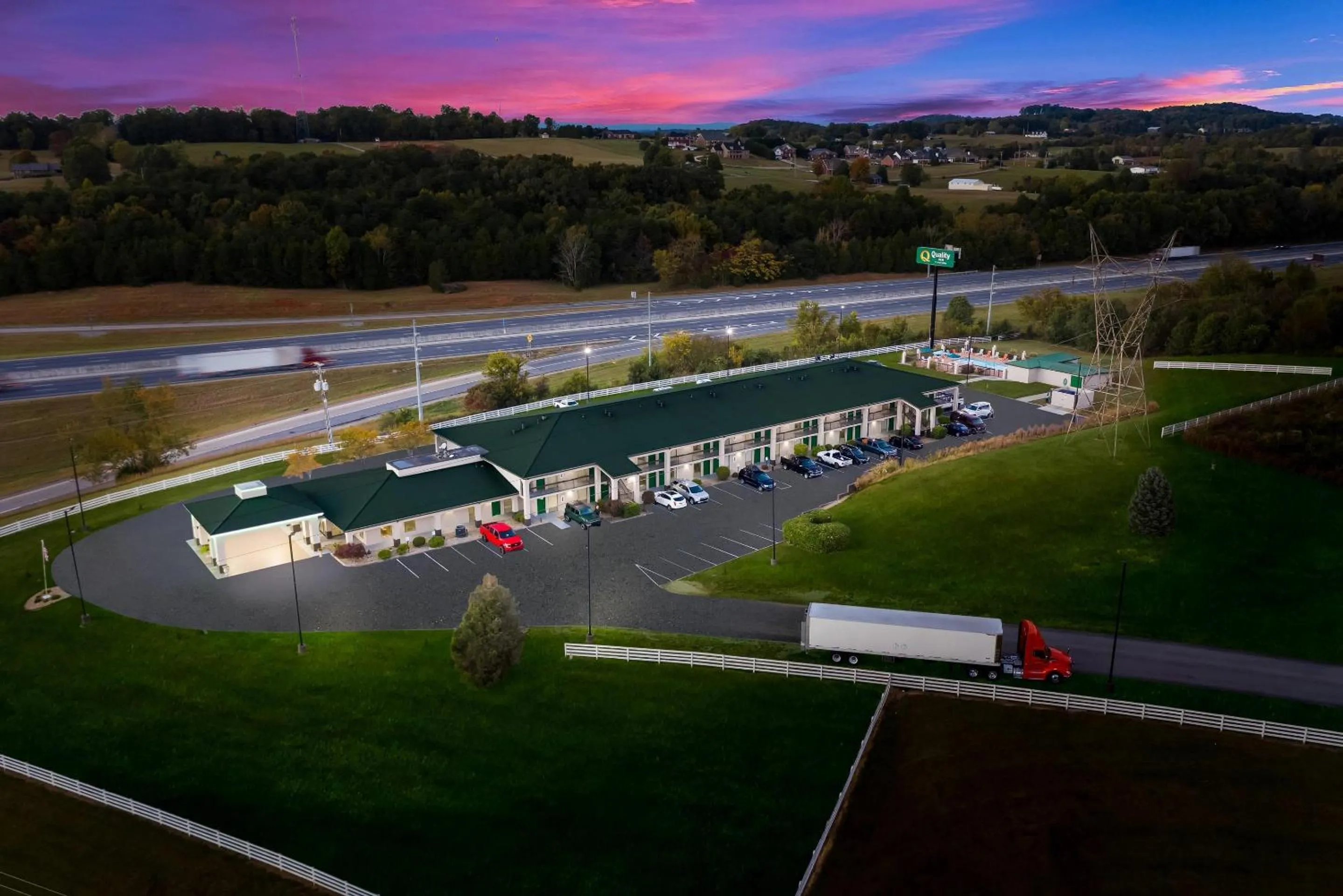 Property building in Quality Inn Dandridge