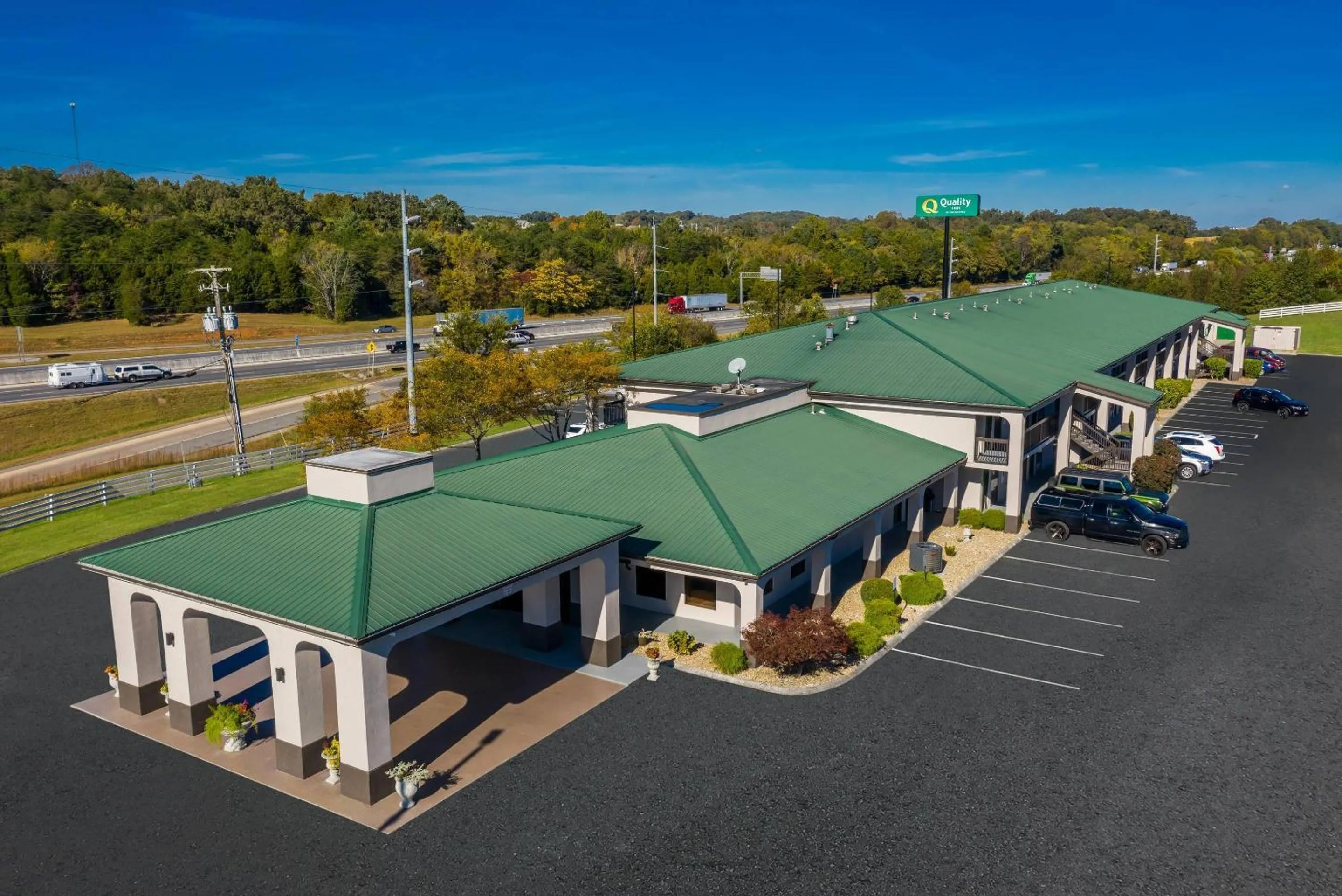 Property building in Quality Inn Dandridge