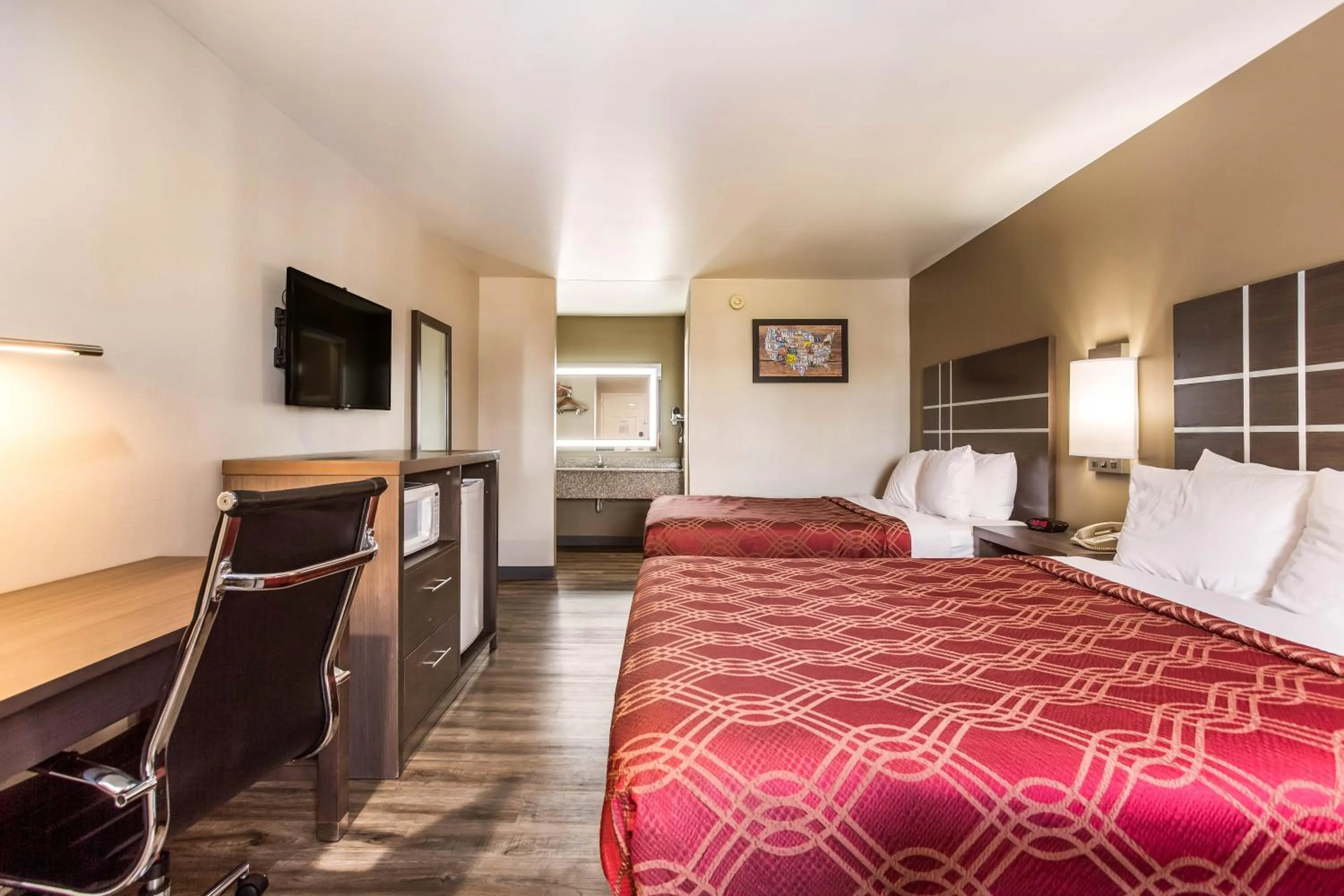 Bedroom, Bed in Econo Lodge Inn & Suites Murfreesboro Shopping District