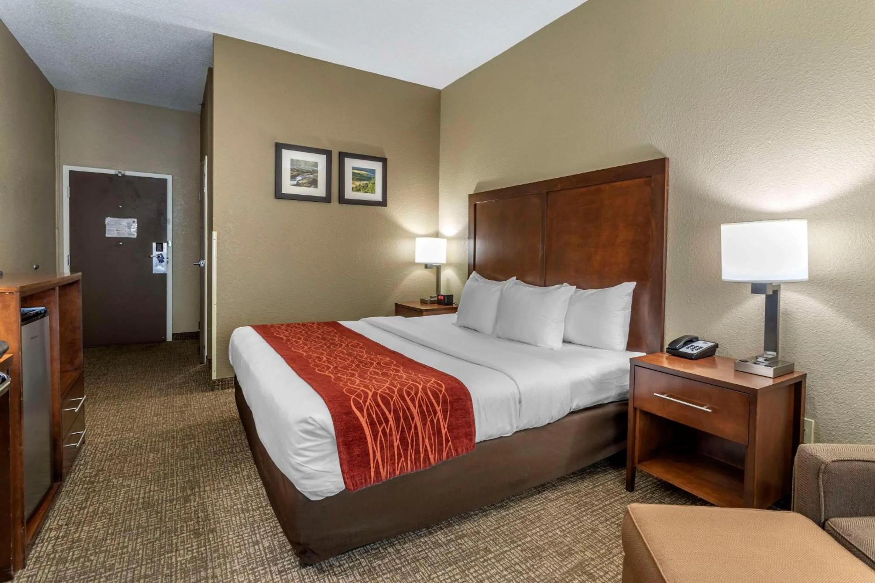 Bedroom, Bed in Comfort Inn Kingsport Southeast
