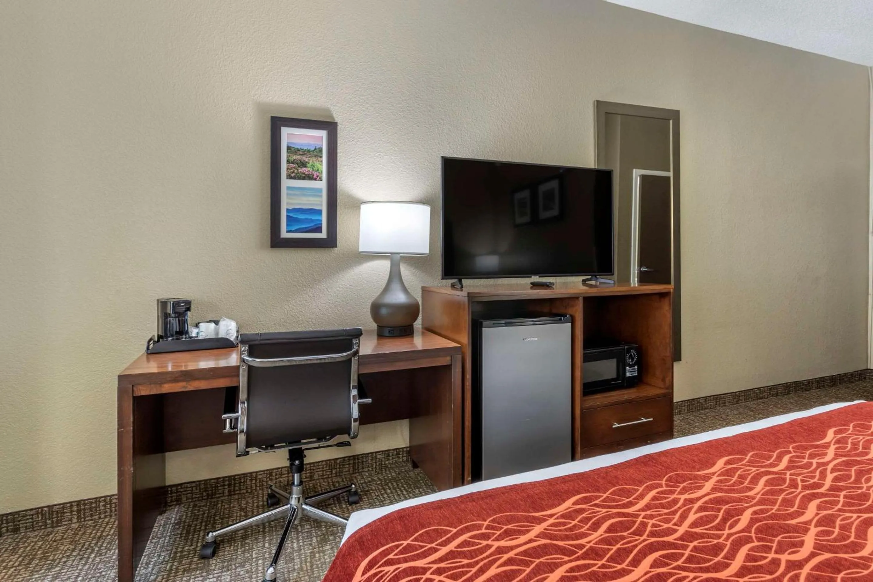 Bedroom, Bed in Comfort Inn Kingsport Southeast
