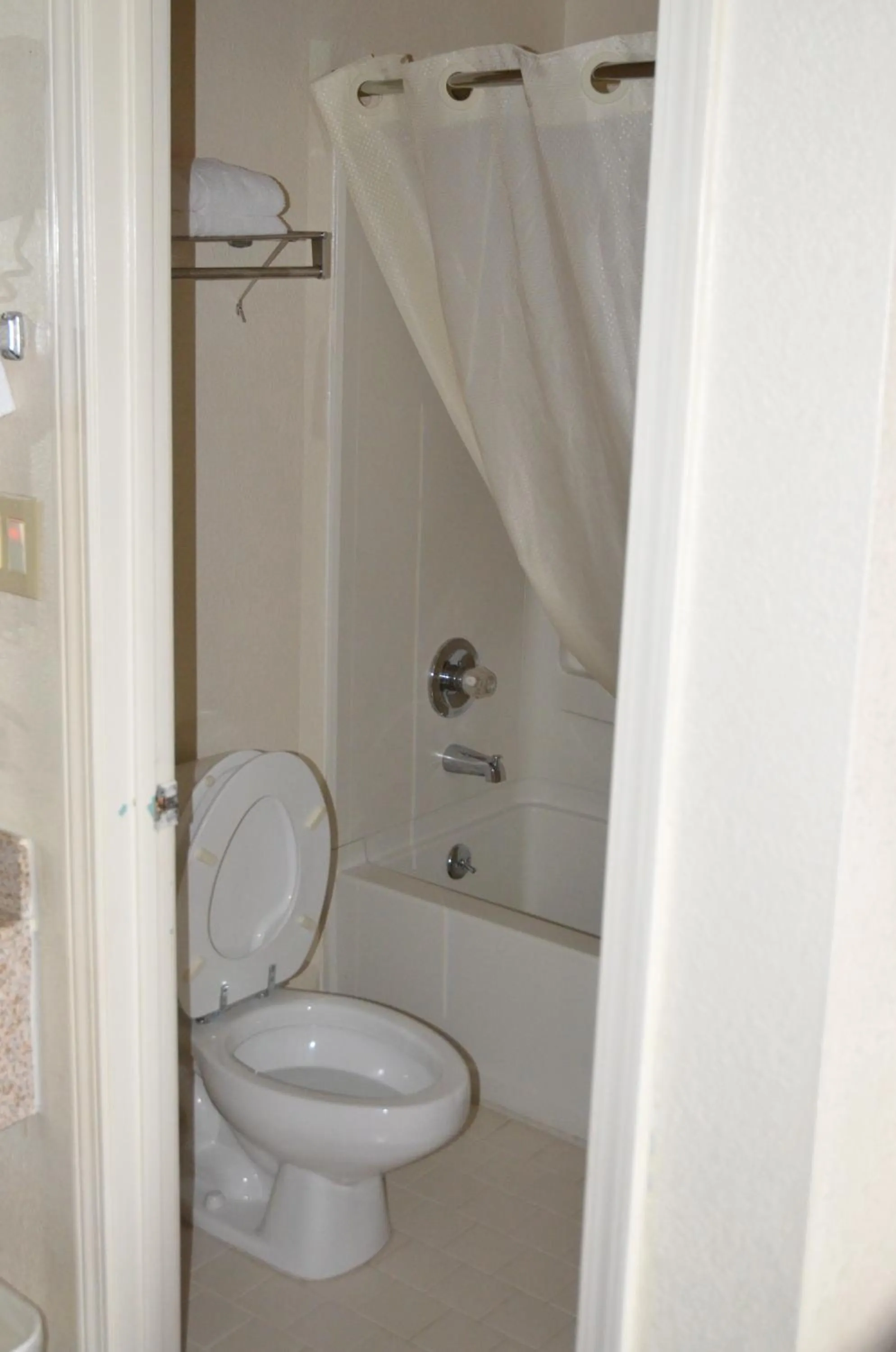 Bathroom in Motel 6-Covington, TN