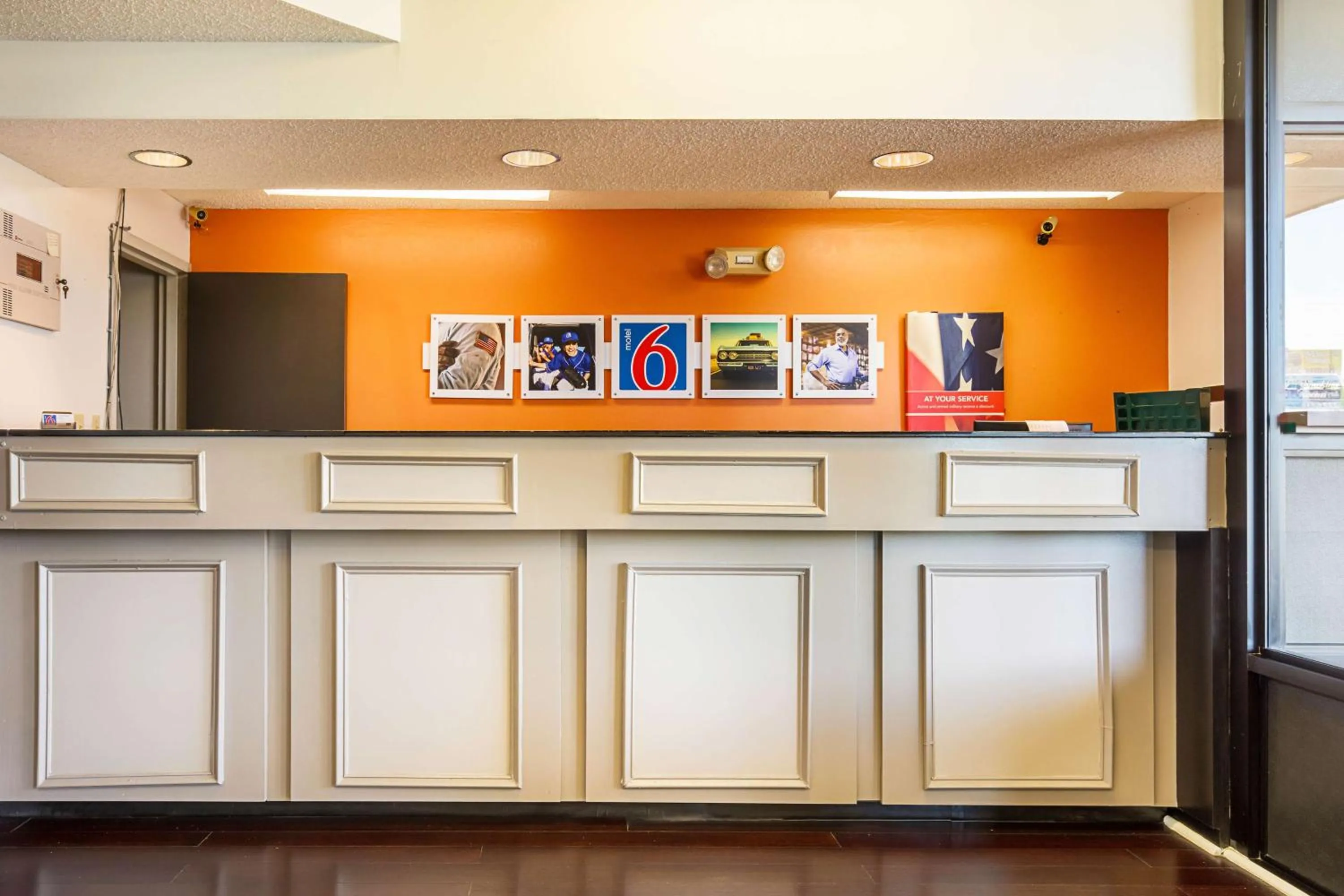 Property logo or sign in Motel 6-Covington, TN