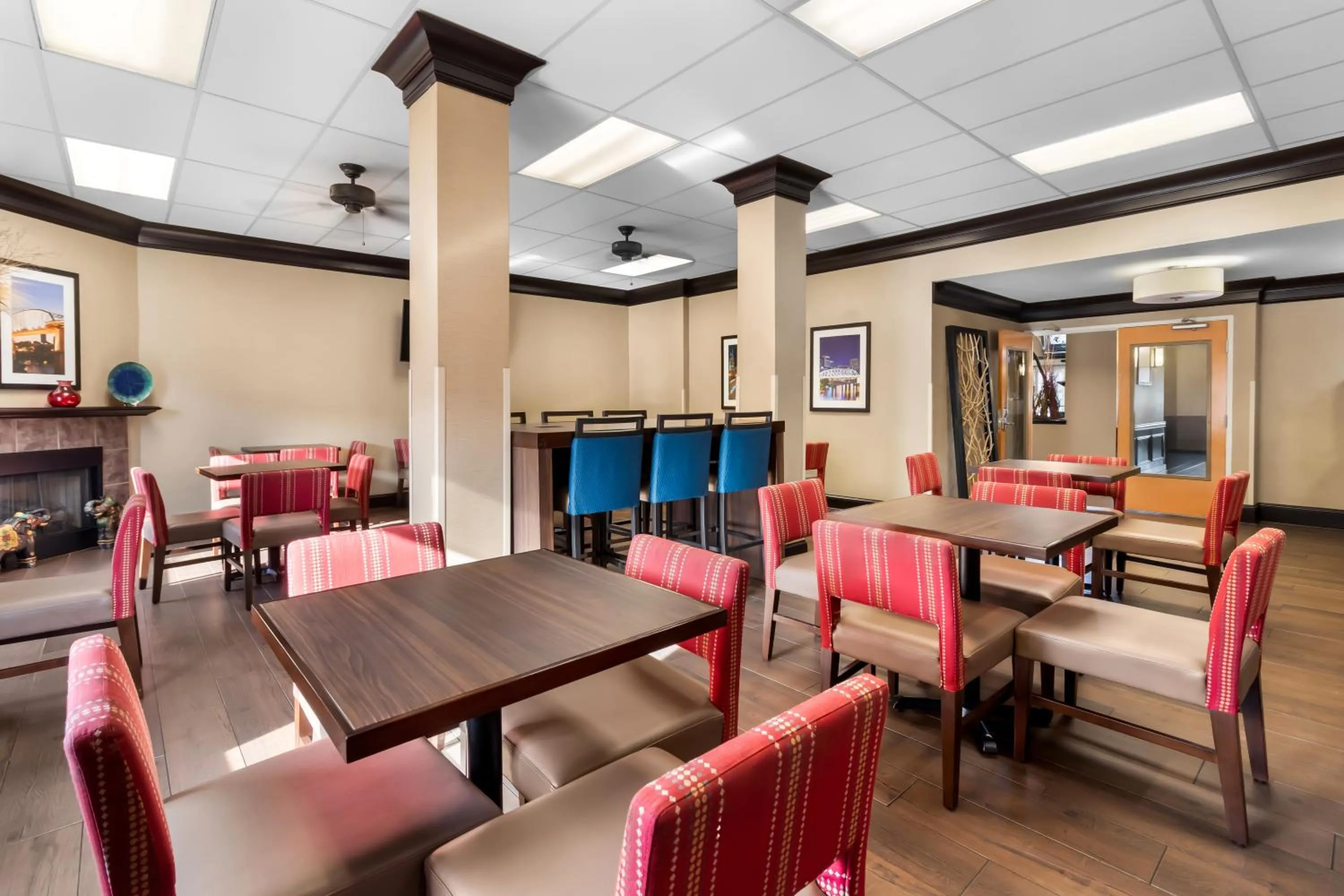 Seating area in Comfort Suites Goodlettsville Rivergate