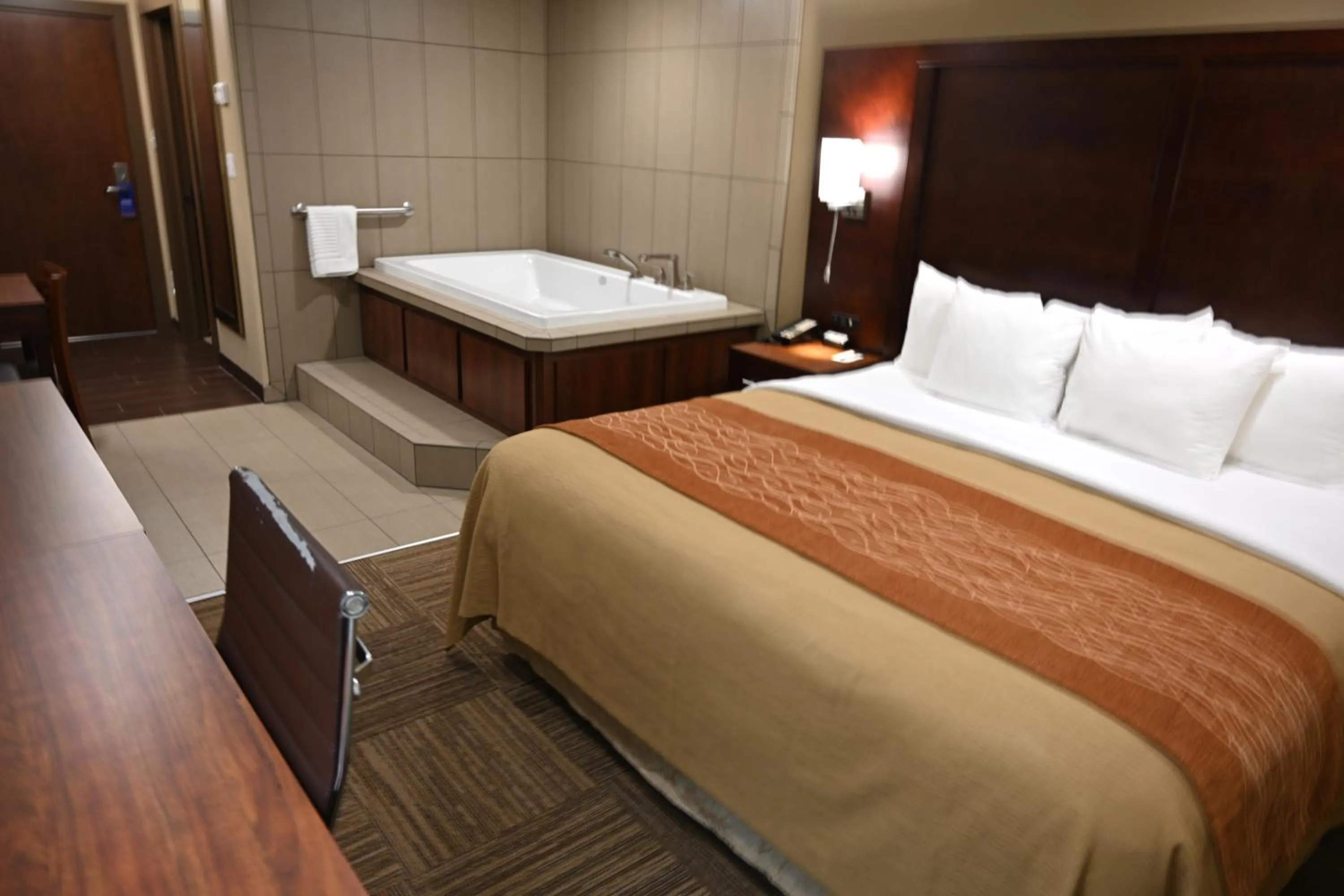 Photo of the whole room in Giles Hotel Inn and Suites