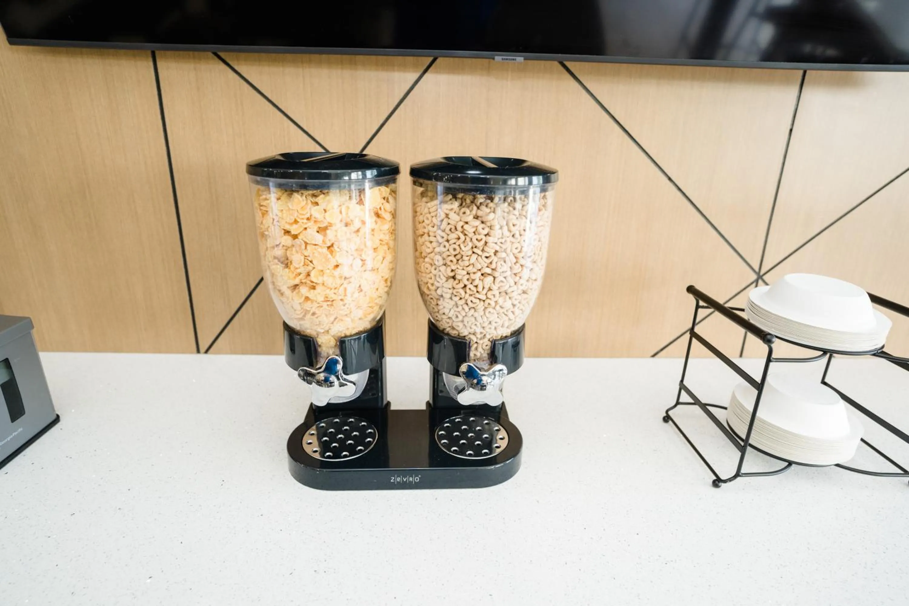 MainStay Suites Knoxville Airport