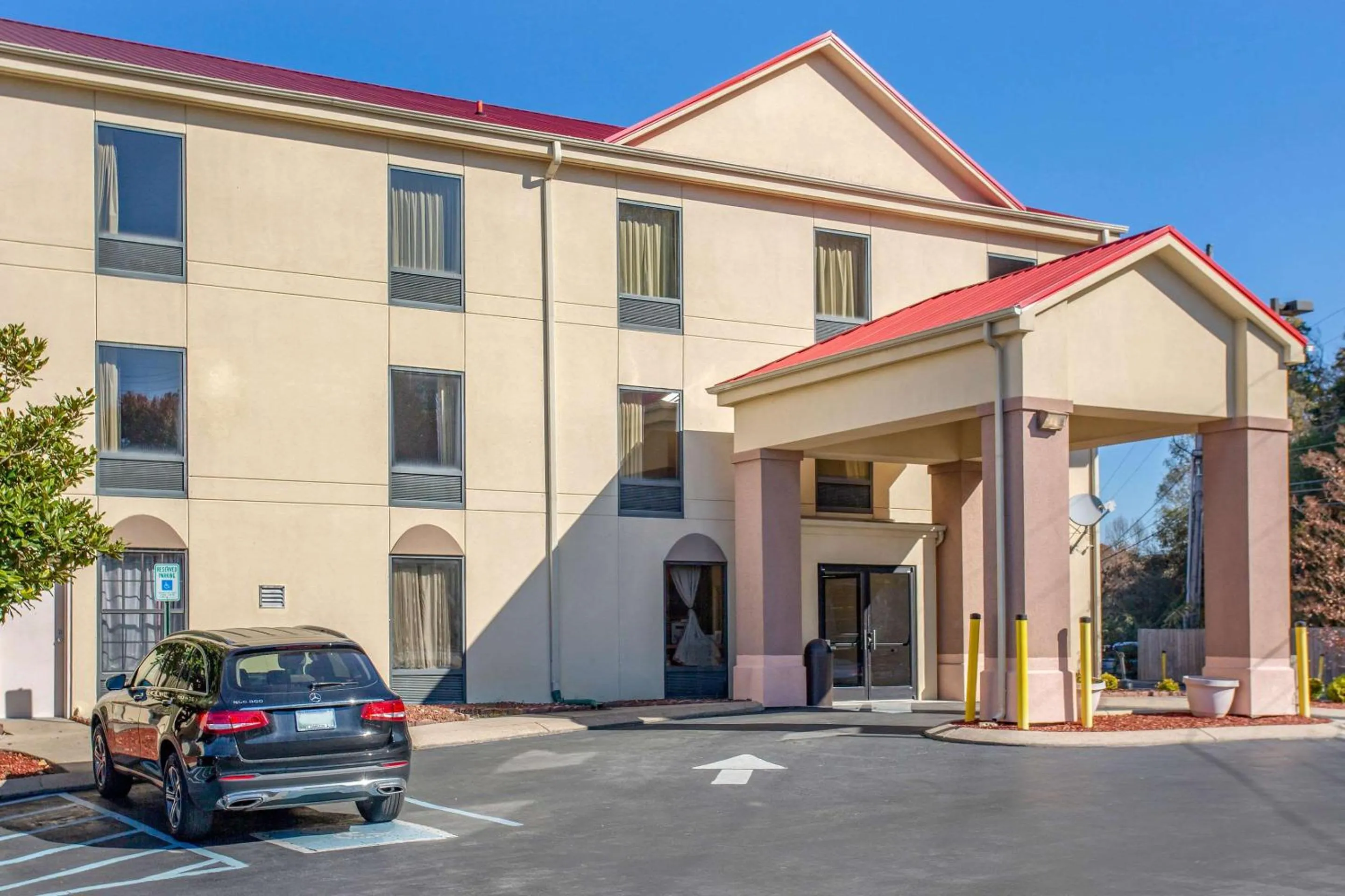 Property building in Econo Lodge Lookout Mountain