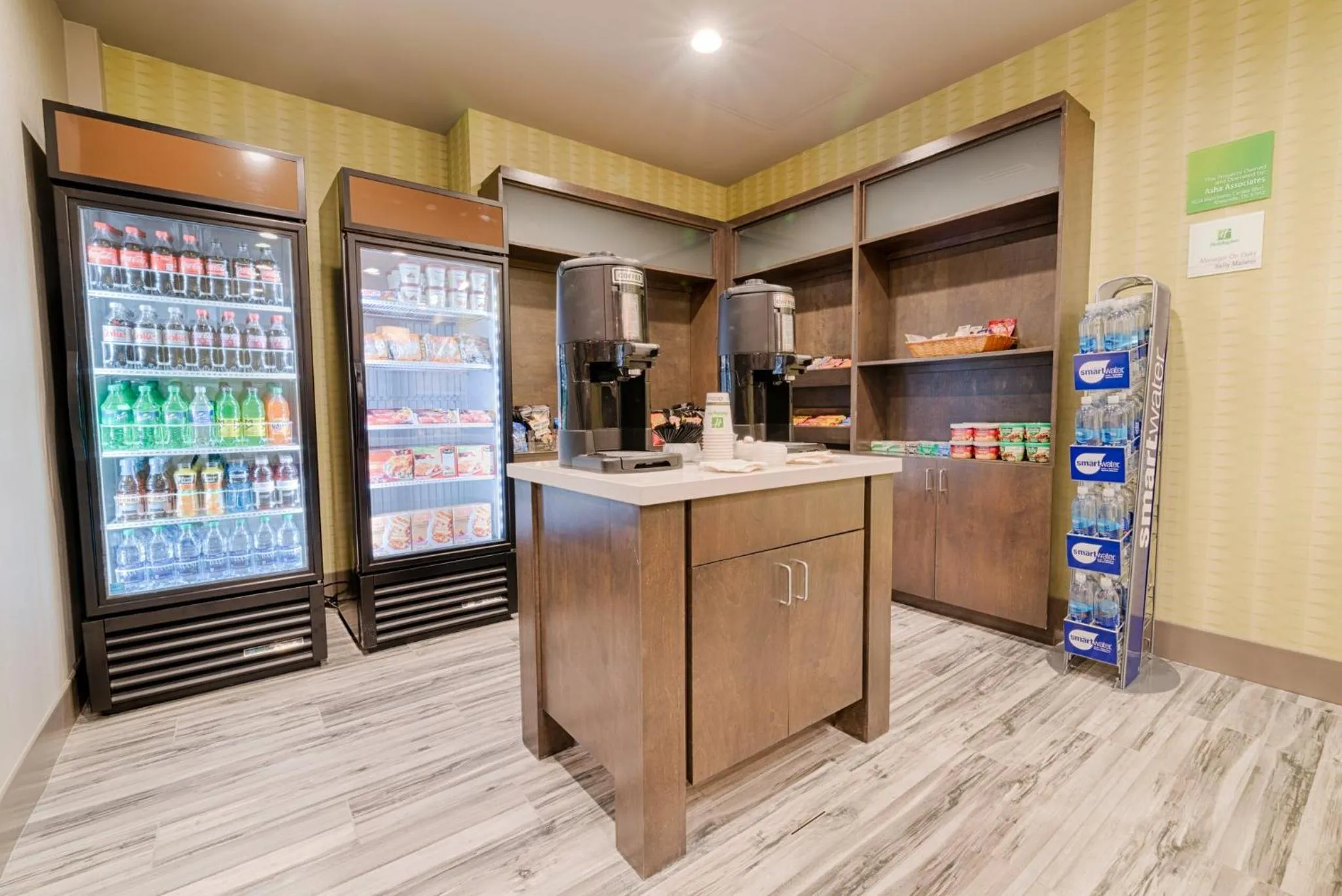 Lobby or reception in Holiday Inn Knoxville N - Merchant Drive by IHG