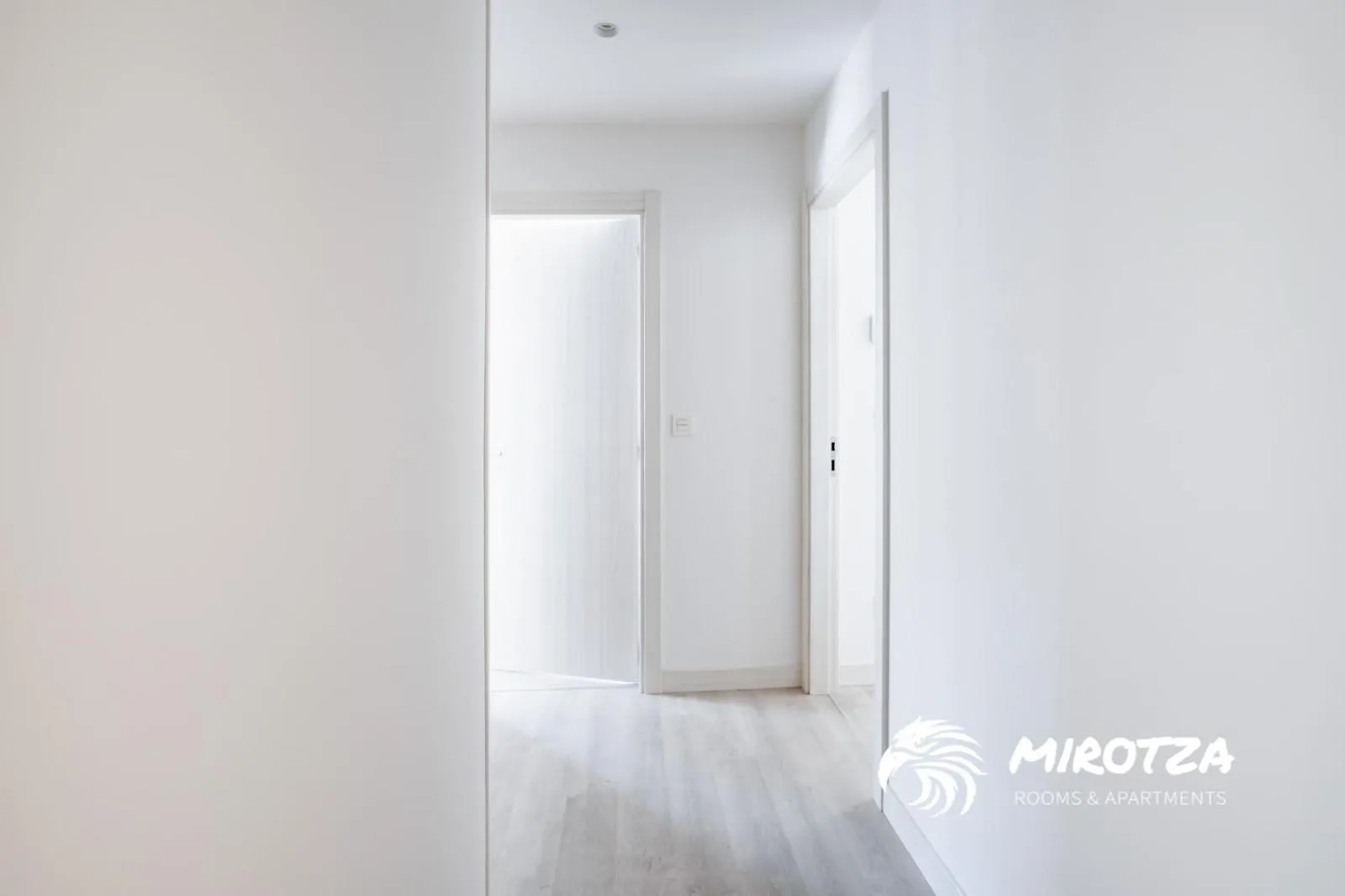 Area and facilities in MIROTZA ROOMS AND APARTMENTS