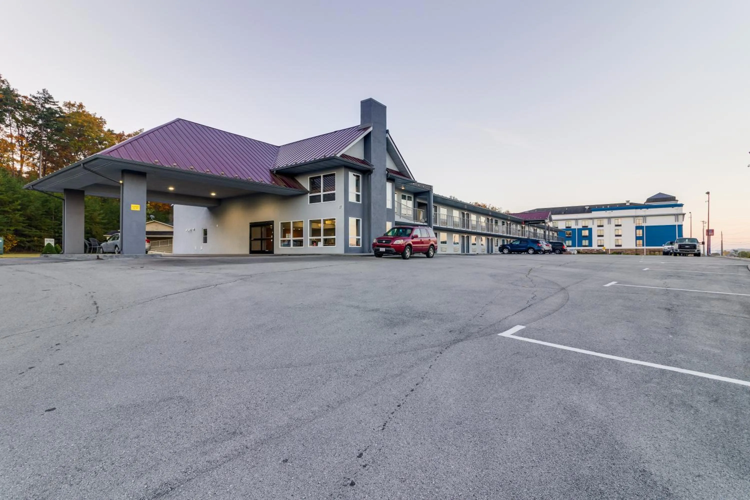 Property building in Quality Inn Kodak Sevierville